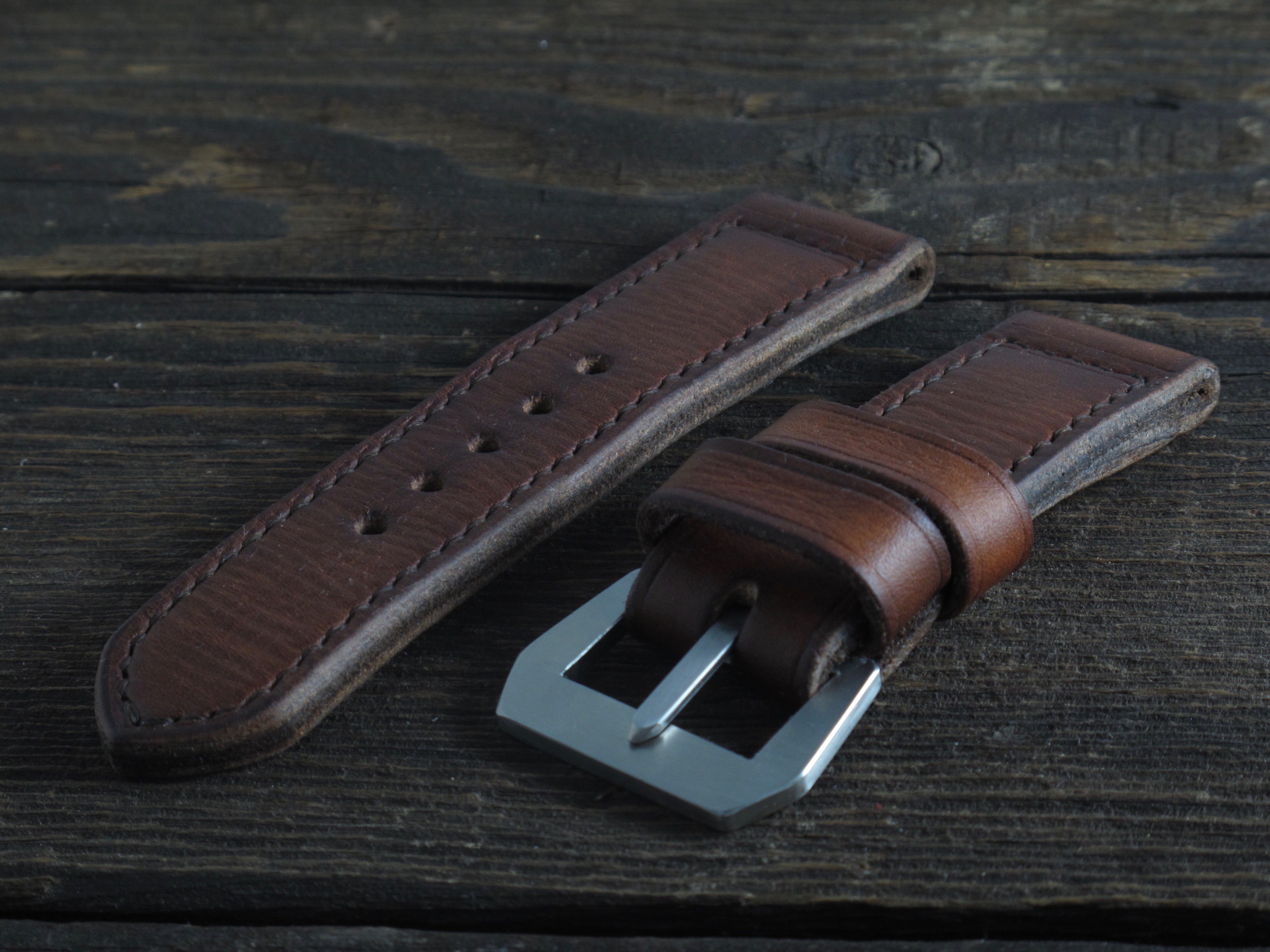 "Flottiglia" handmade leather strap - Image 2