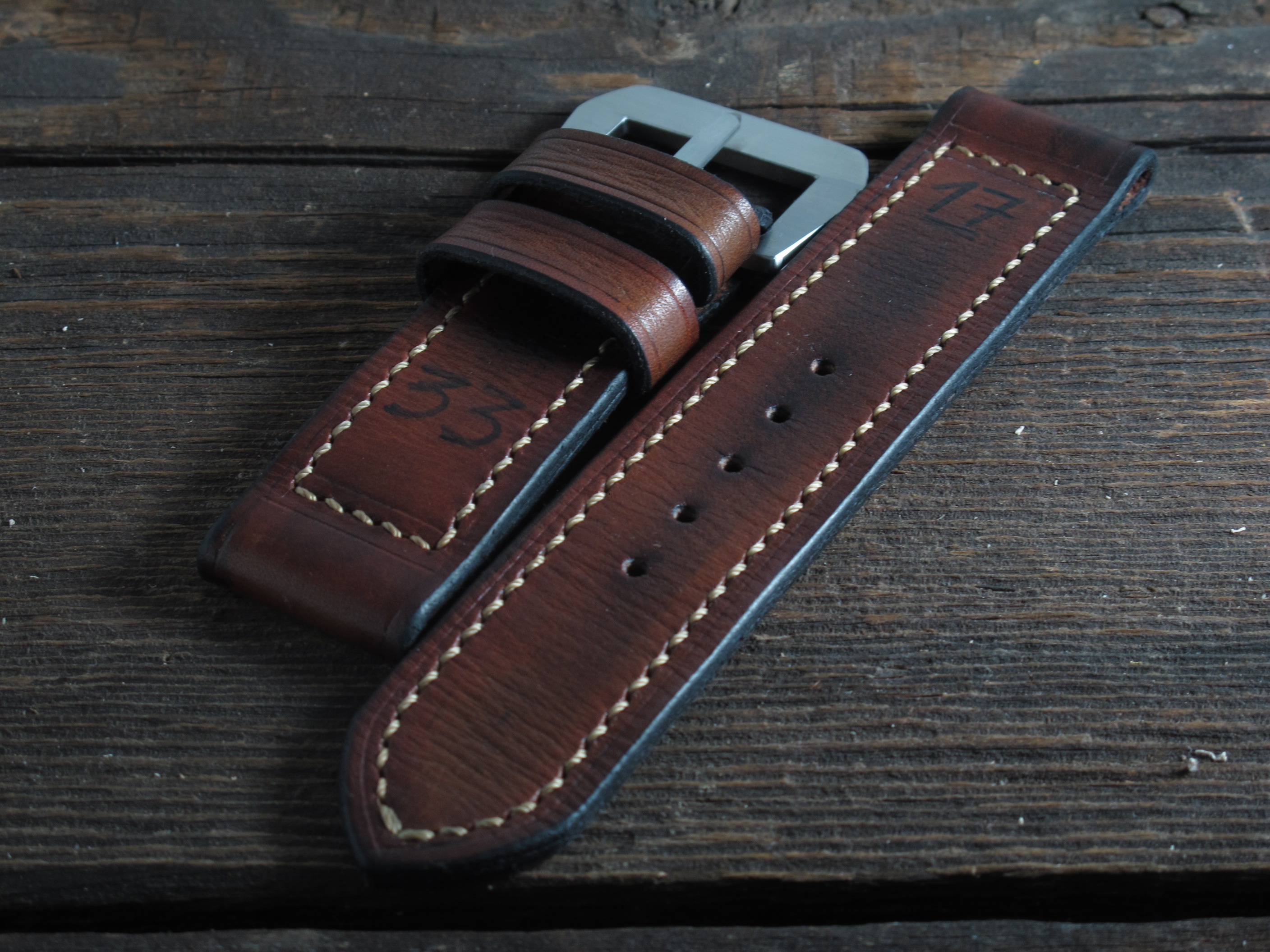 "Historica" handmade leather strap - Image 3