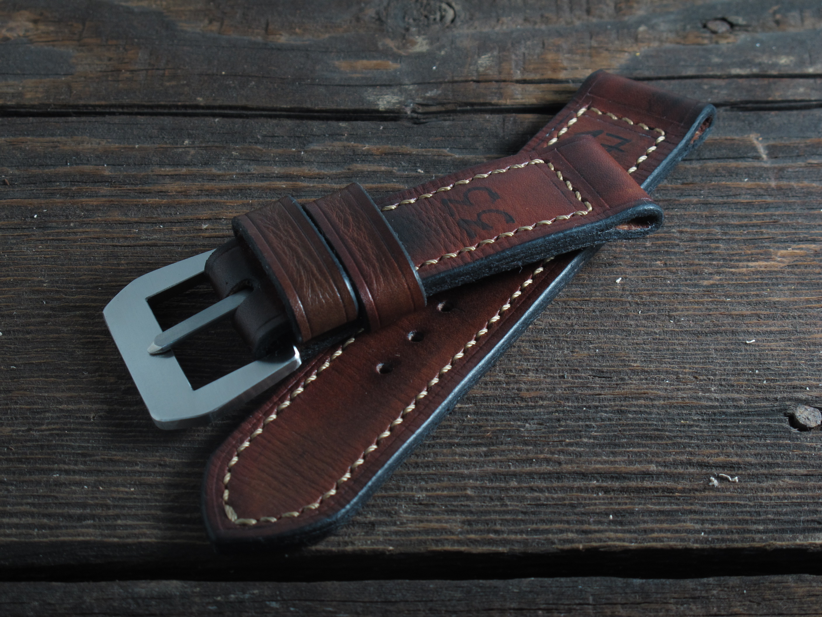 "Historica" handmade leather strap - Image 4
