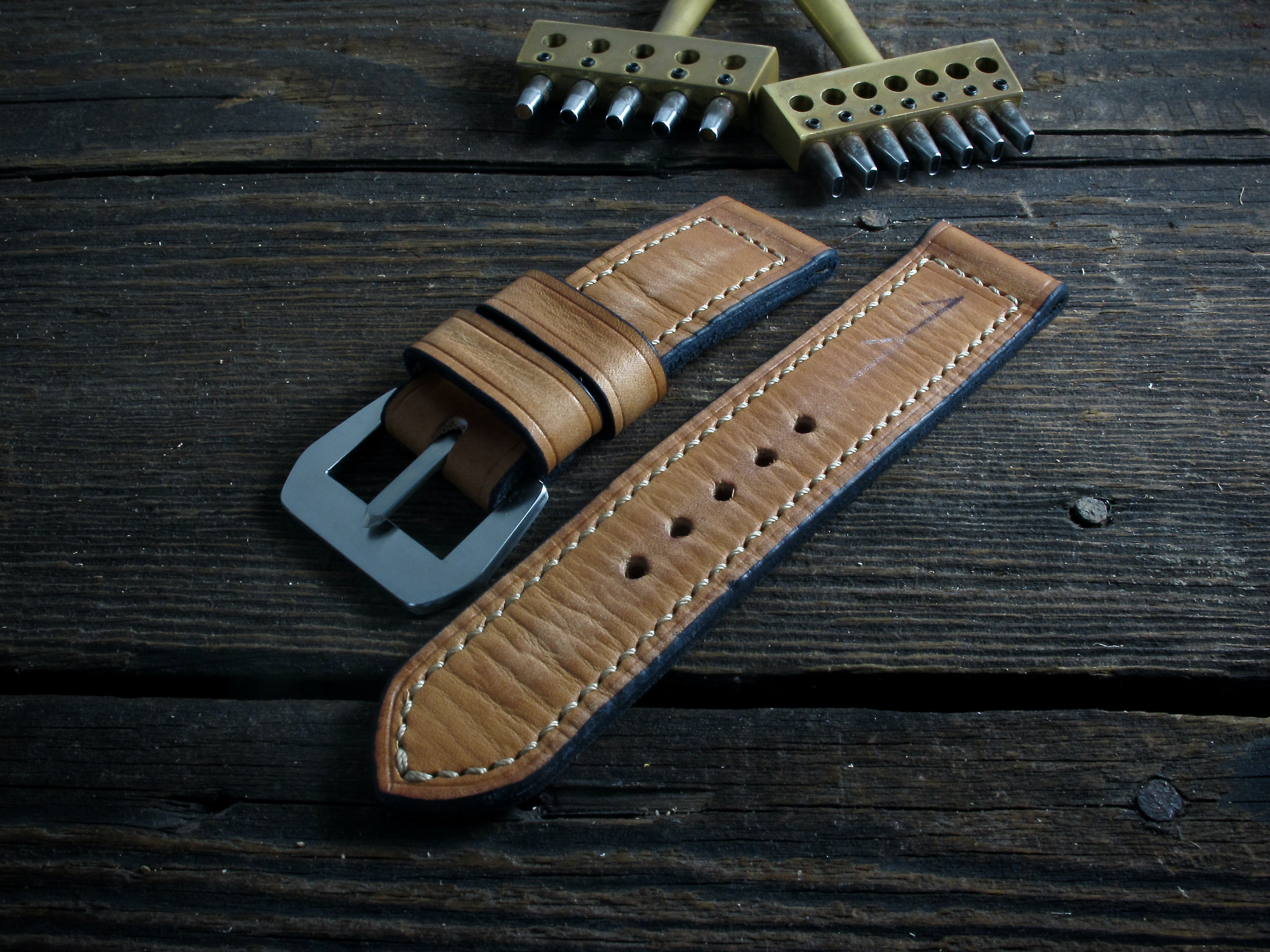 "Uno" handmade leather strap - Image 2