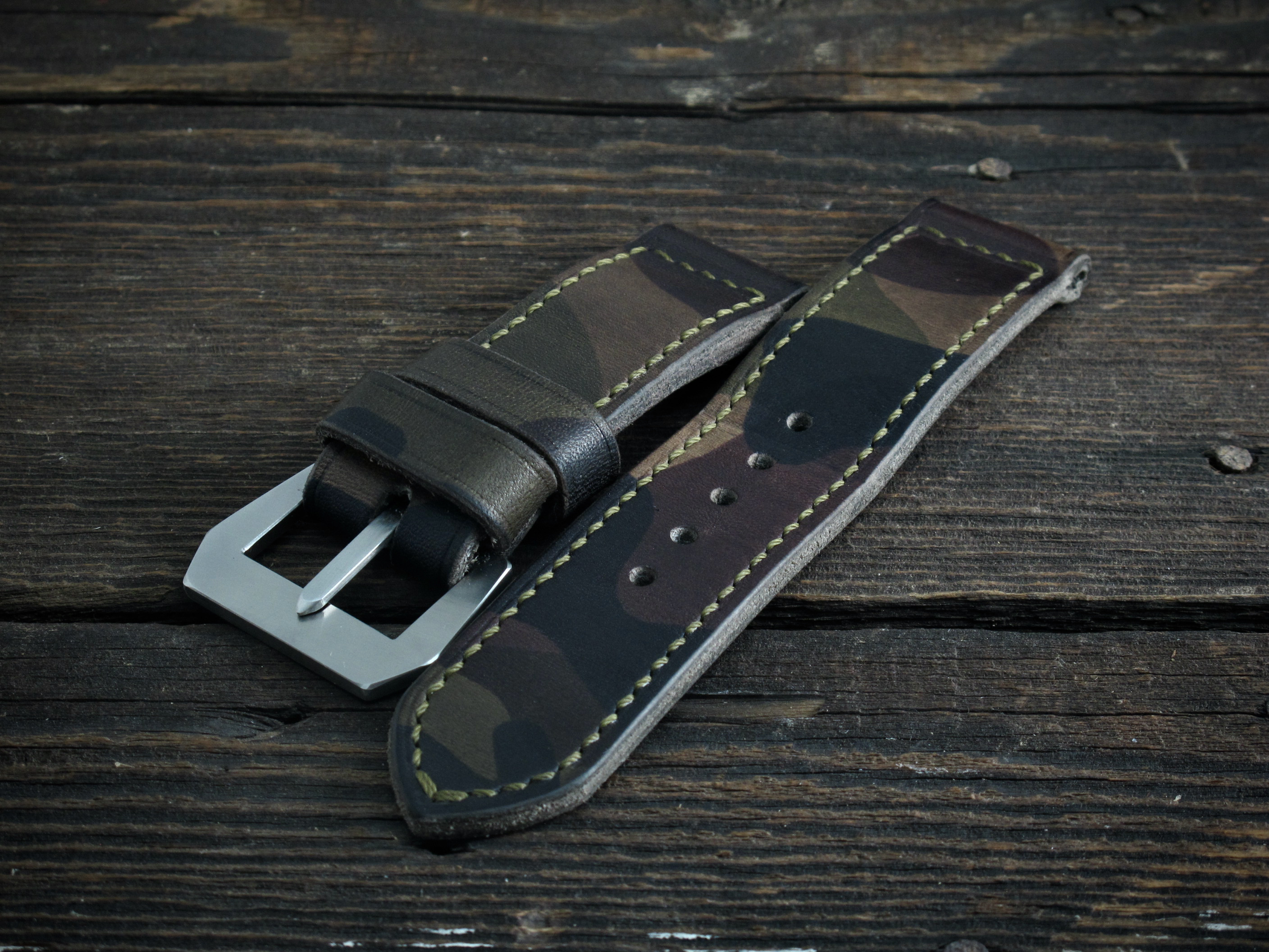"Camo" handmade leather strap - Image 3