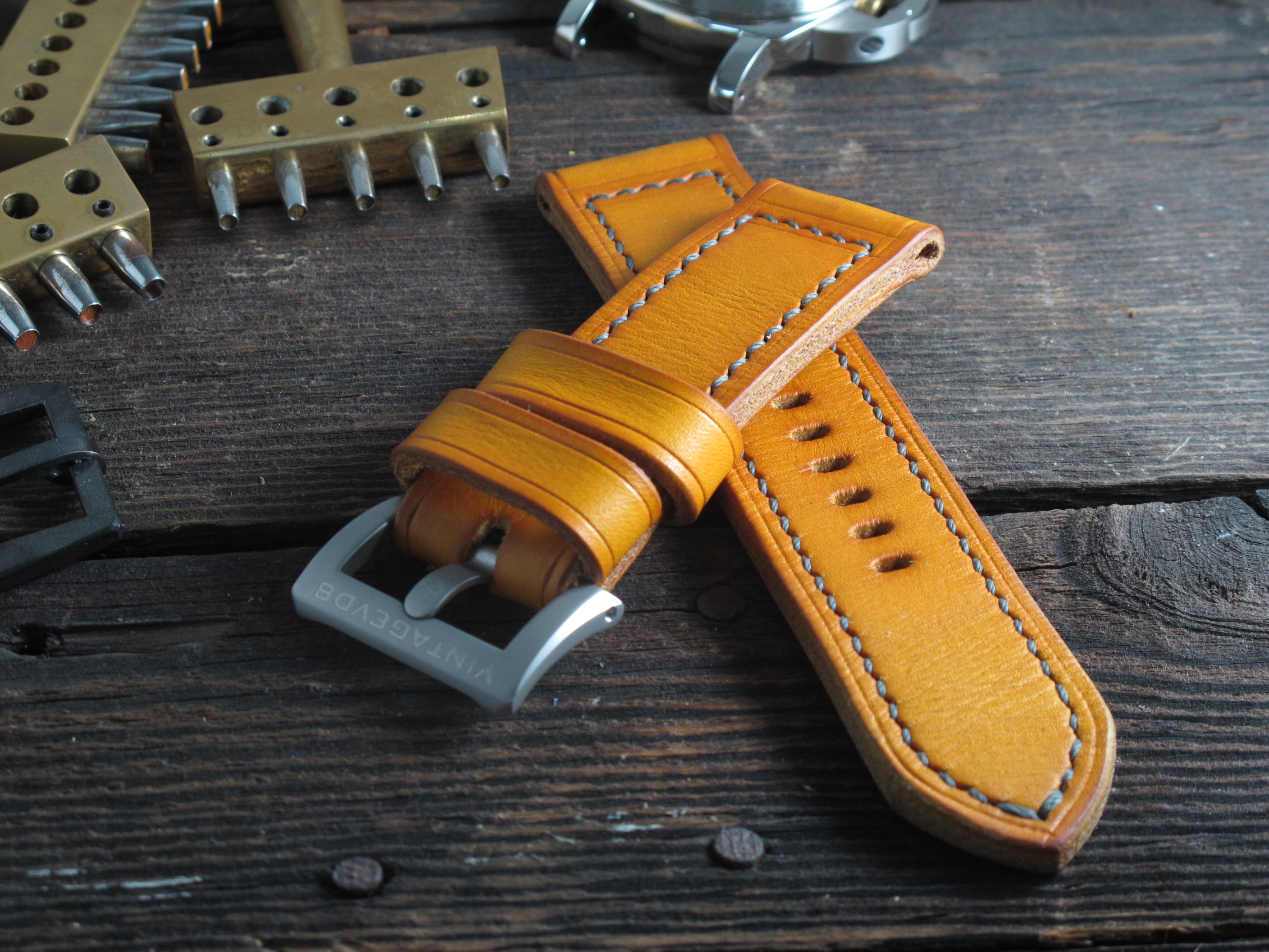 "M.Y.II" handmade leather strap