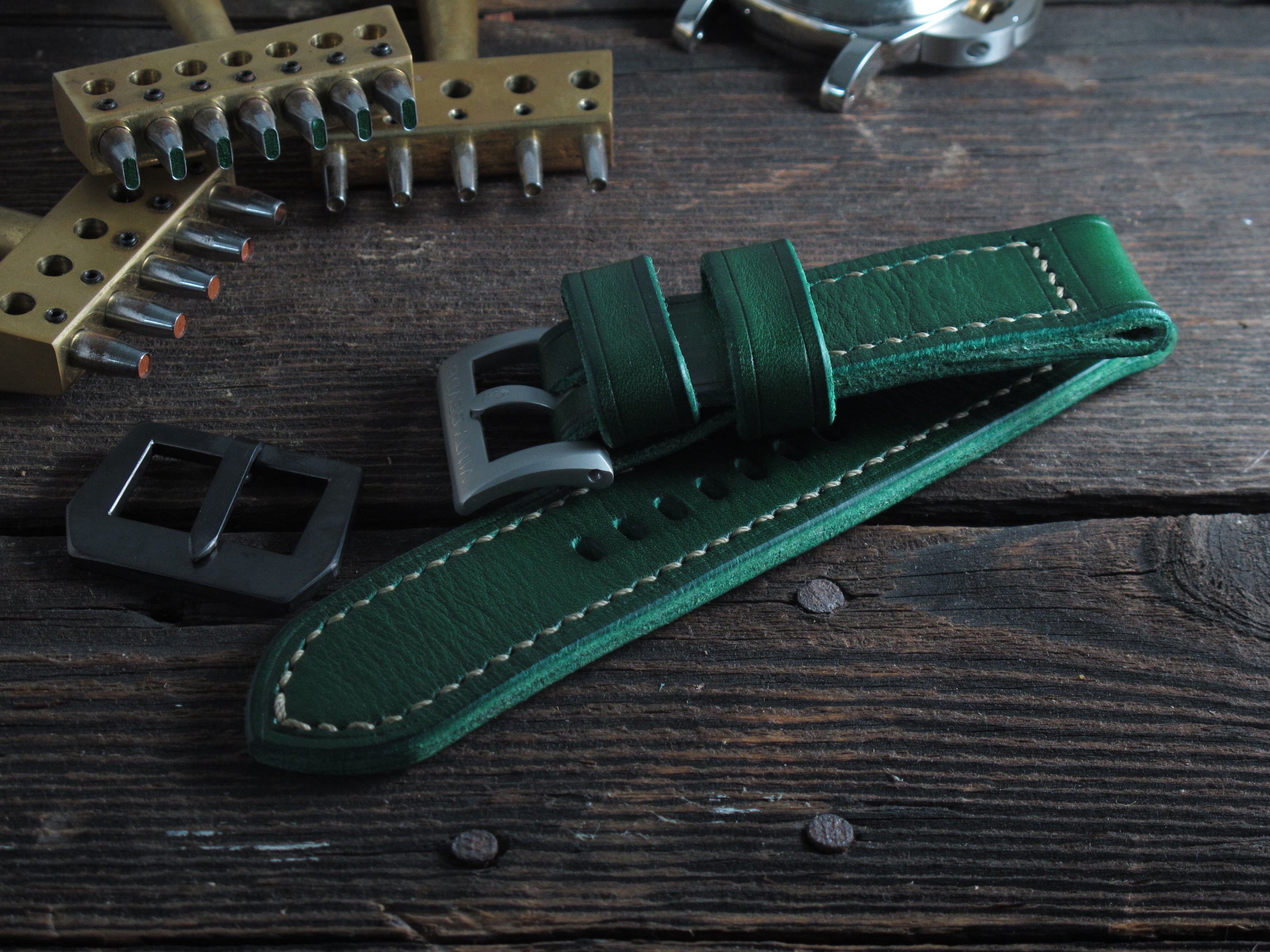 "Foresta" handmade leather strap - Image 2