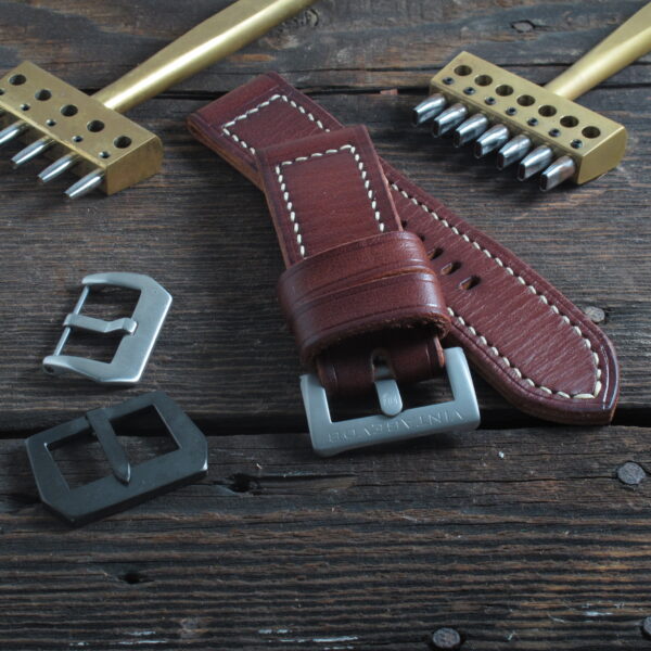 "M.B.23" handmade leather strap