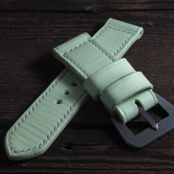 "Menta" handmade leather strap