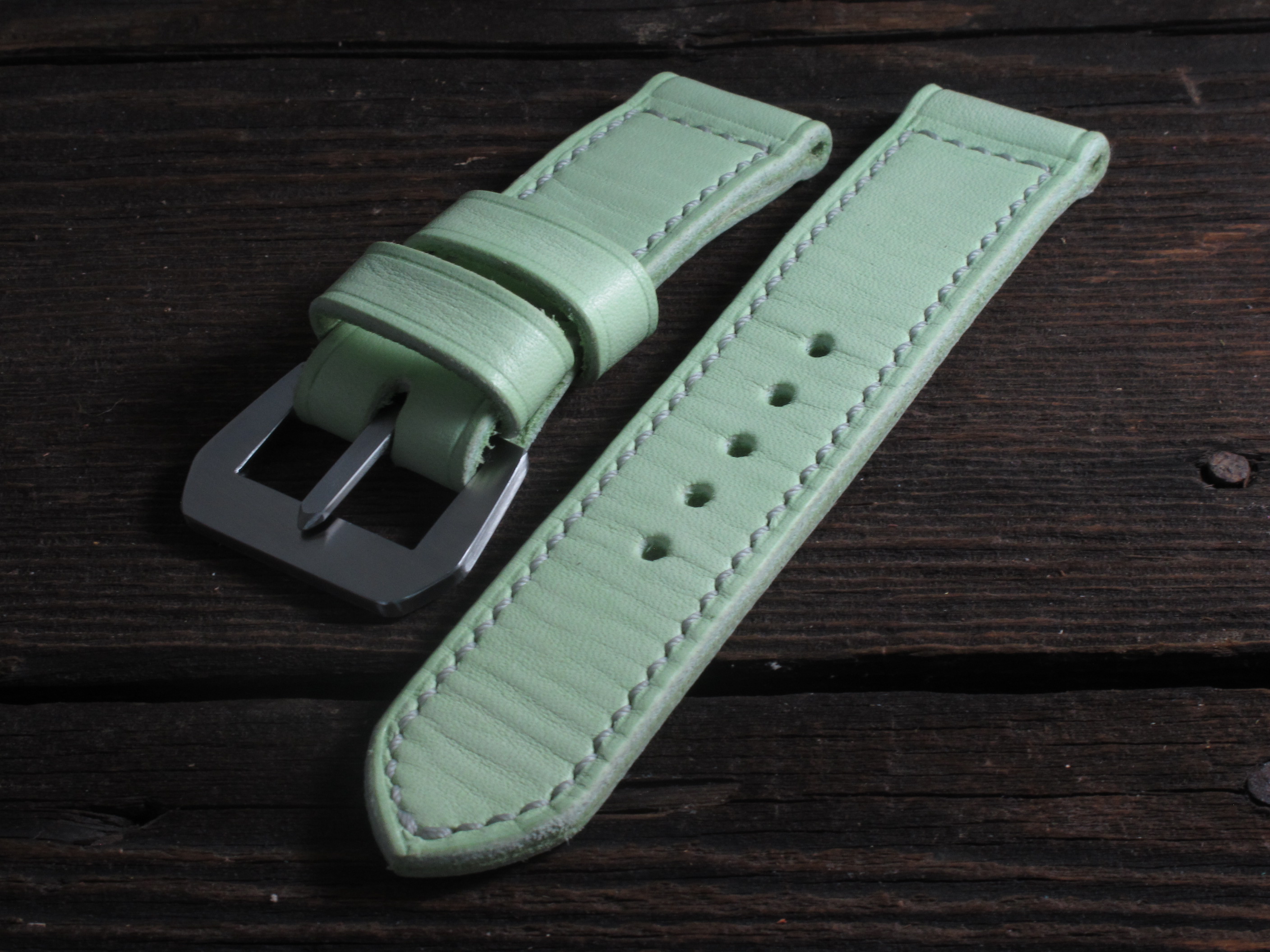 "Menta" handmade leather strap - Image 2