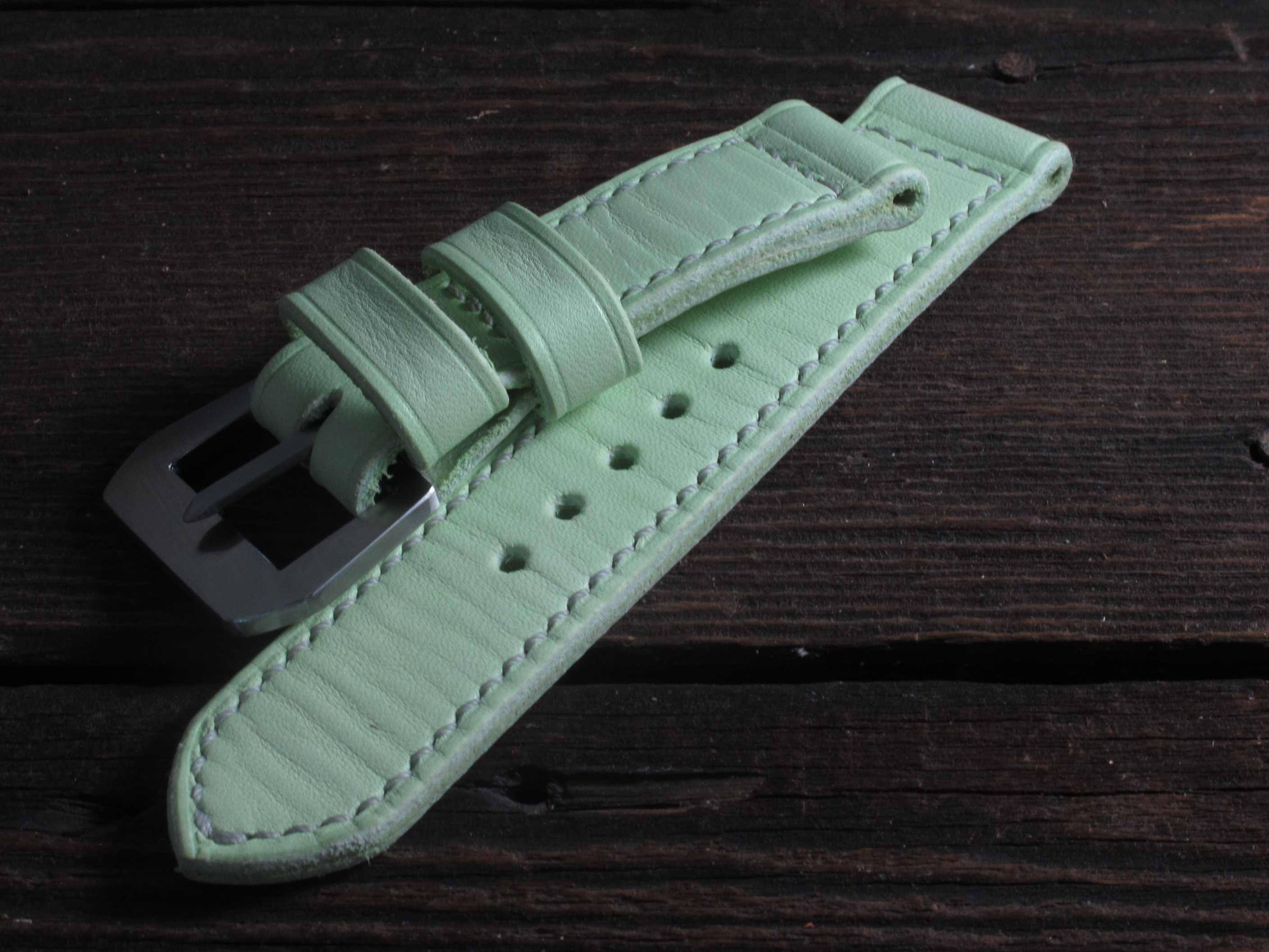"Menta" handmade leather strap - Image 3