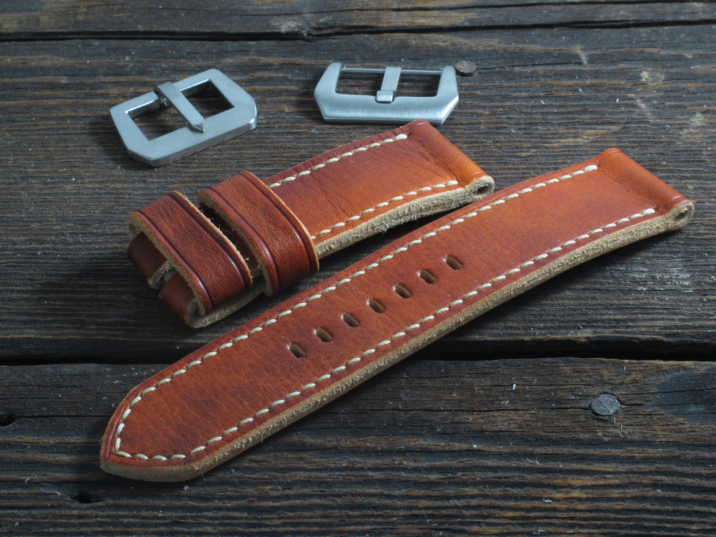 "Decima" handmade leather strap - Image 2