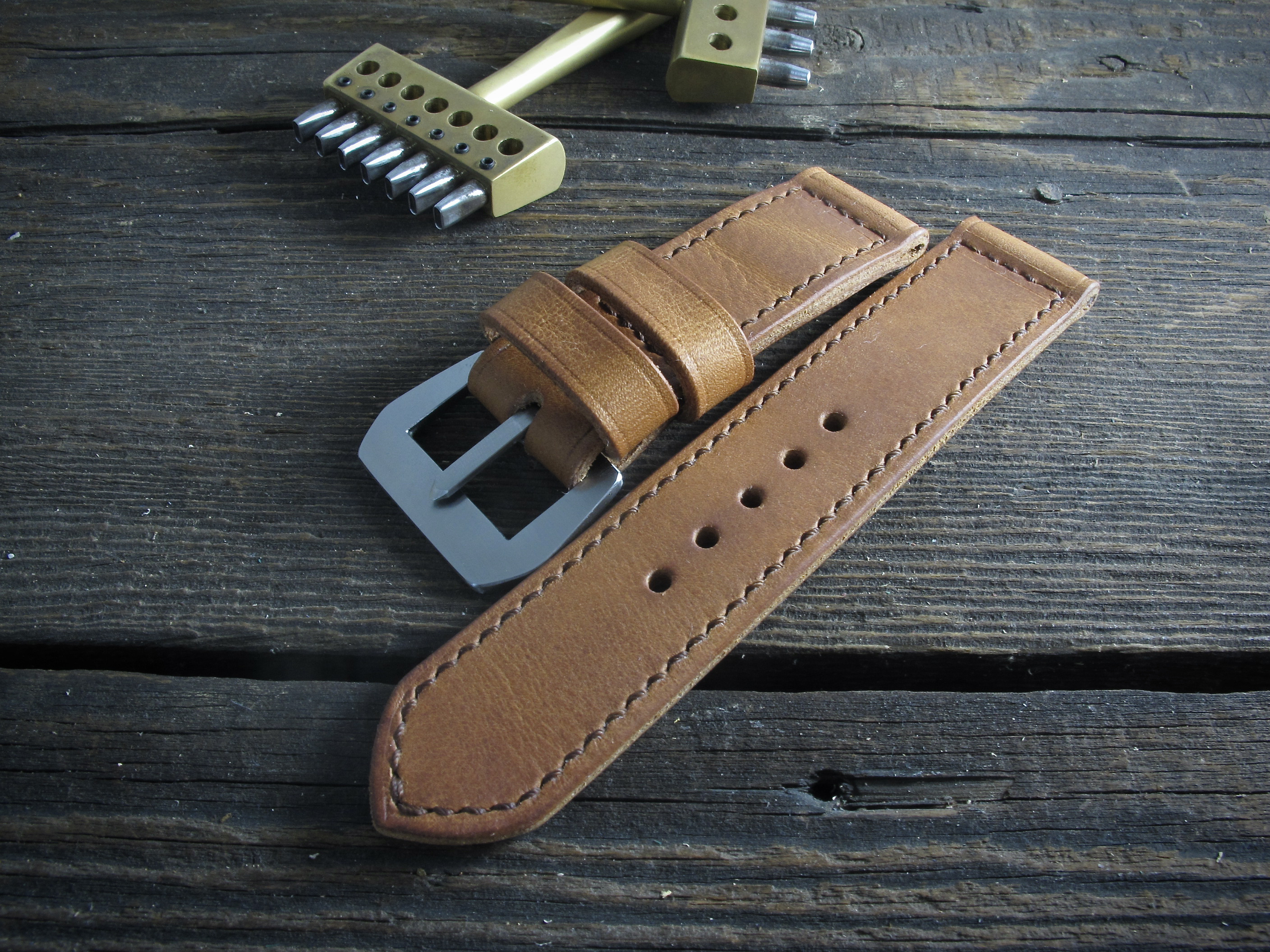 "LP Tan" handmade leather strap - Image 2