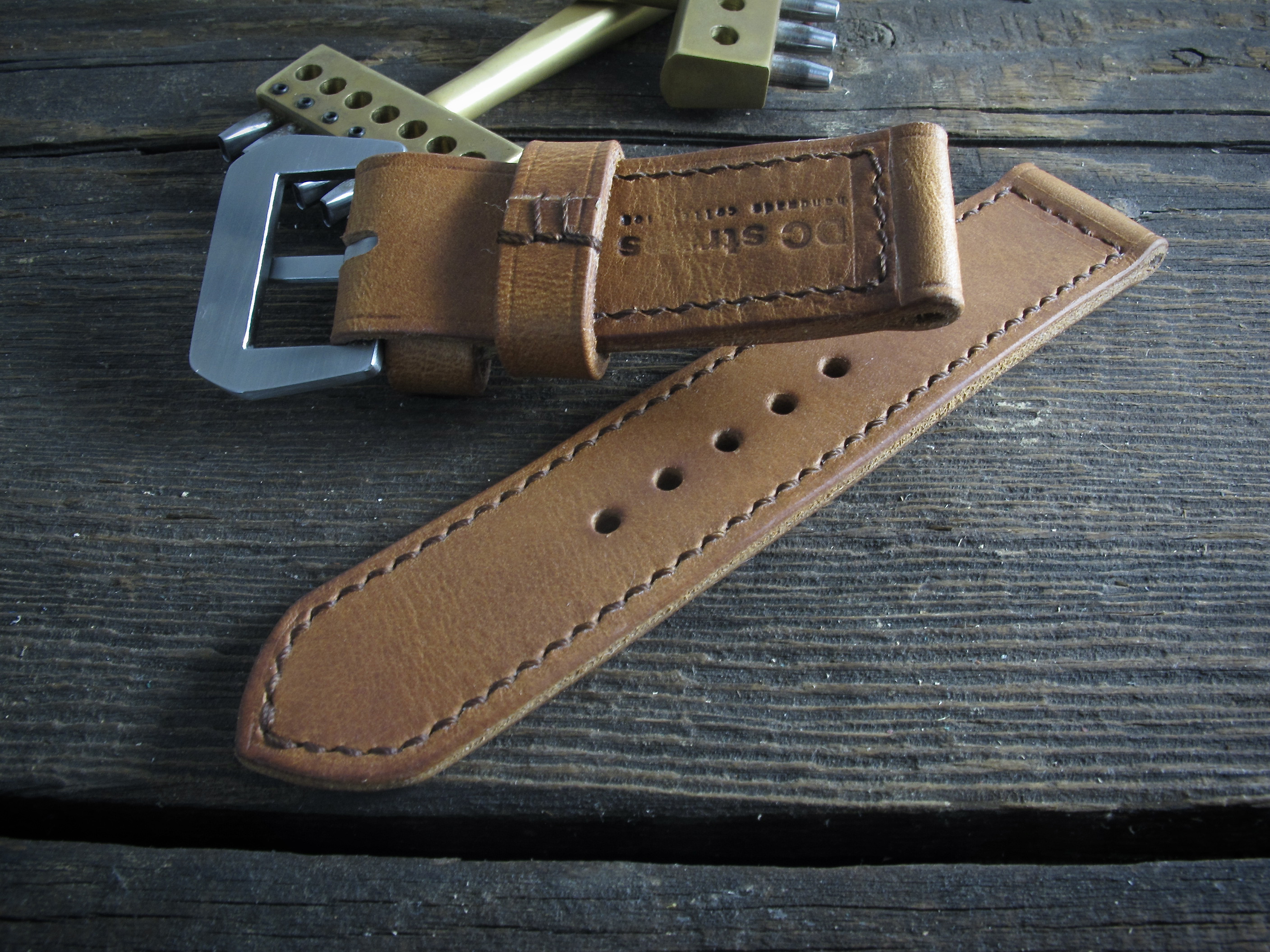 "LP Tan" handmade leather strap - Image 5