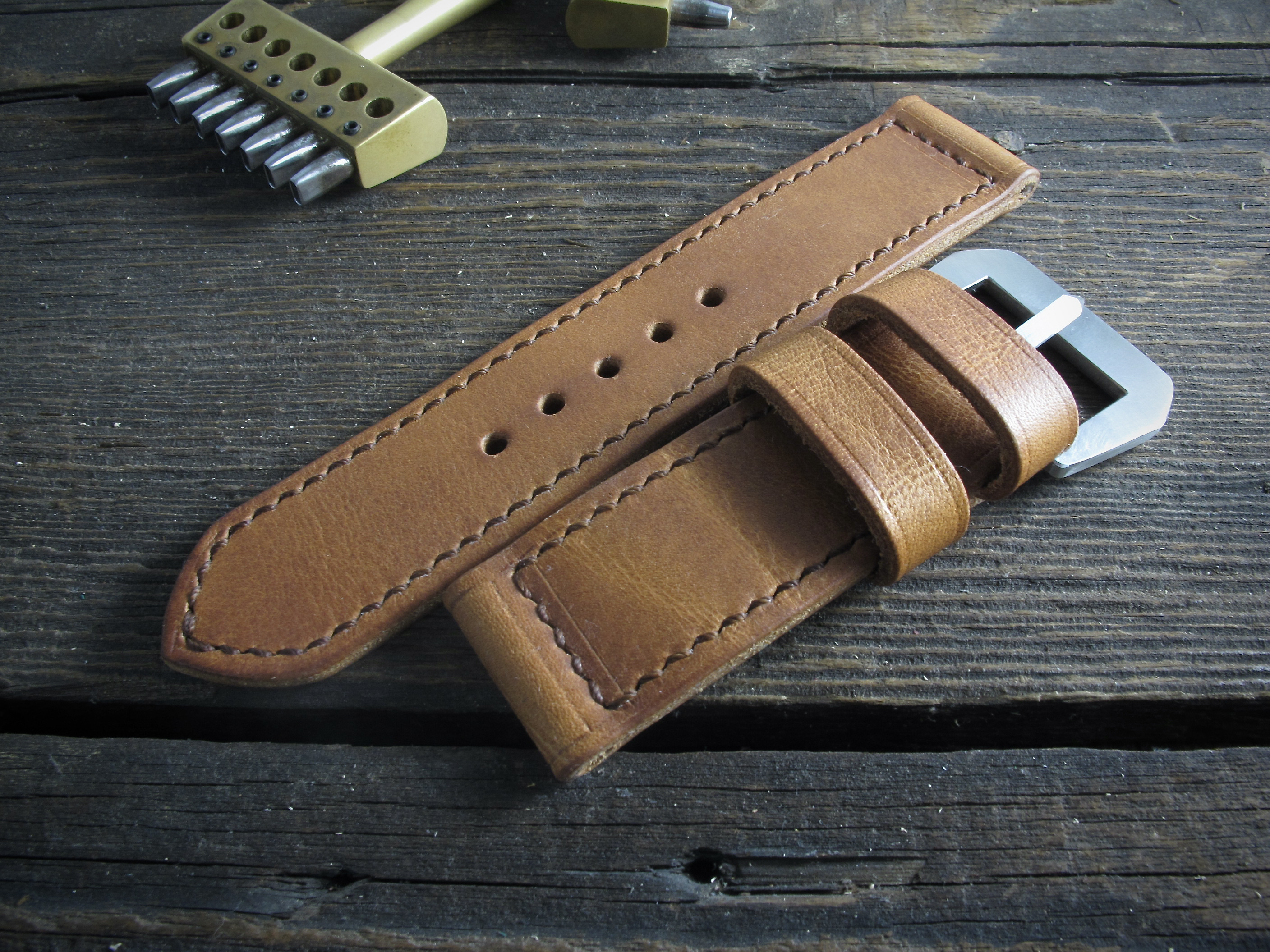 "LP Tan" handmade leather strap - Image 4