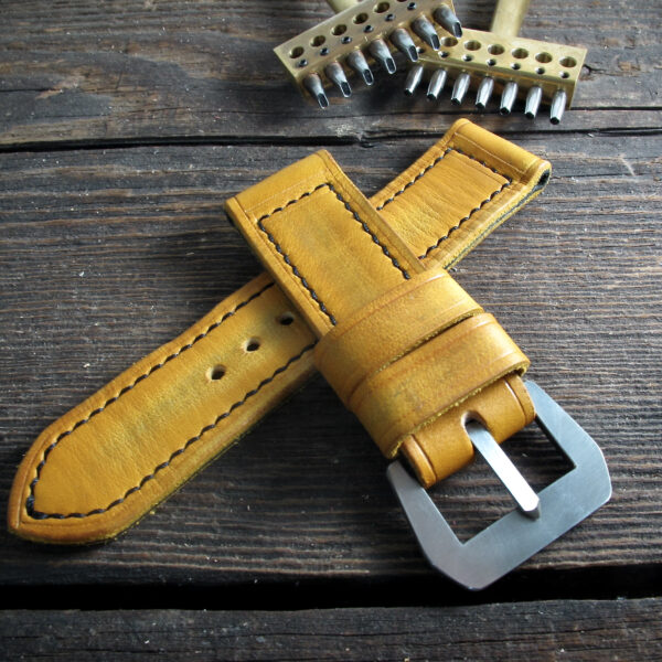 "Giallo" handmade leather strap