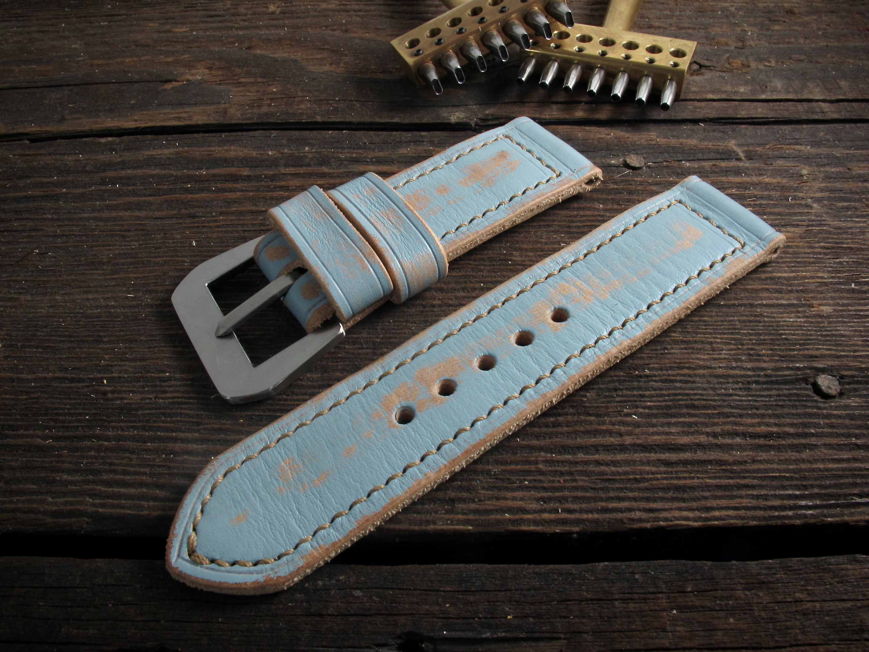 "Azzuro" handmade leather strap - Image 2
