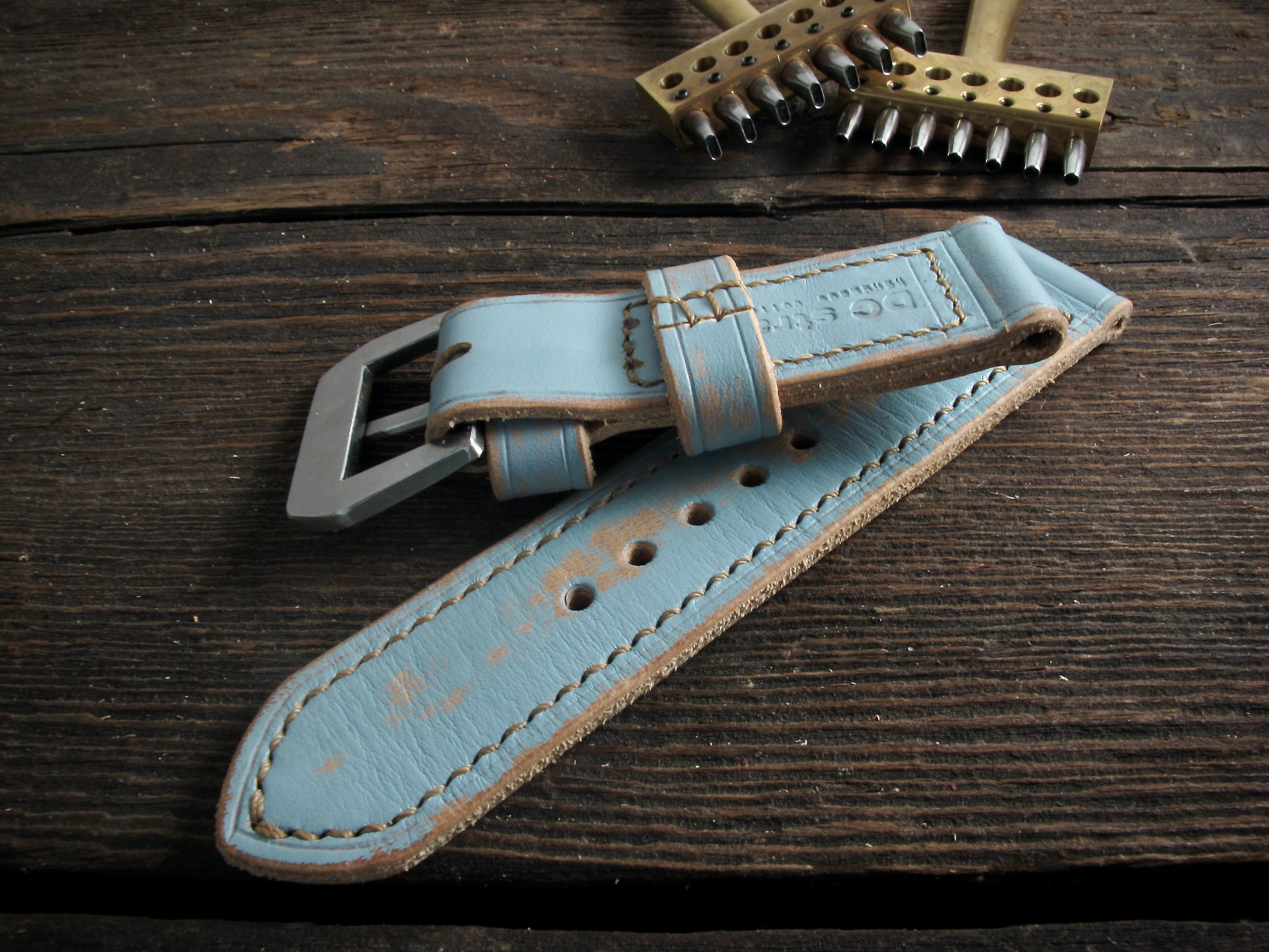 "Azzuro" handmade leather strap - Image 5