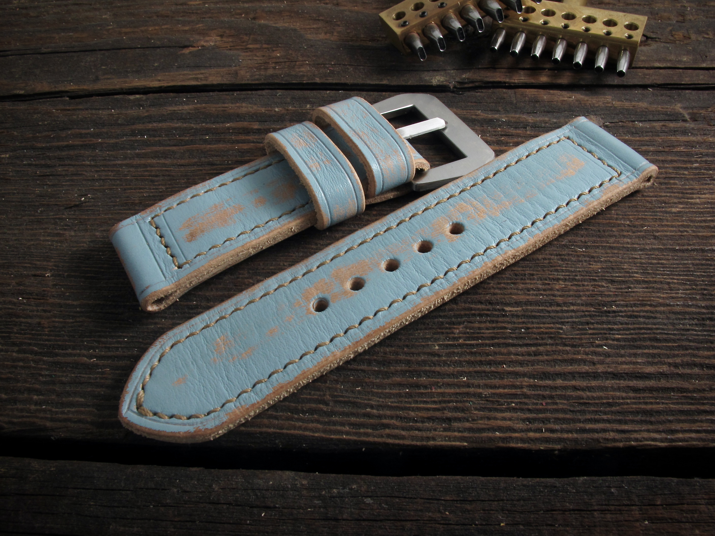 "Azzuro" handmade leather strap - Image 3