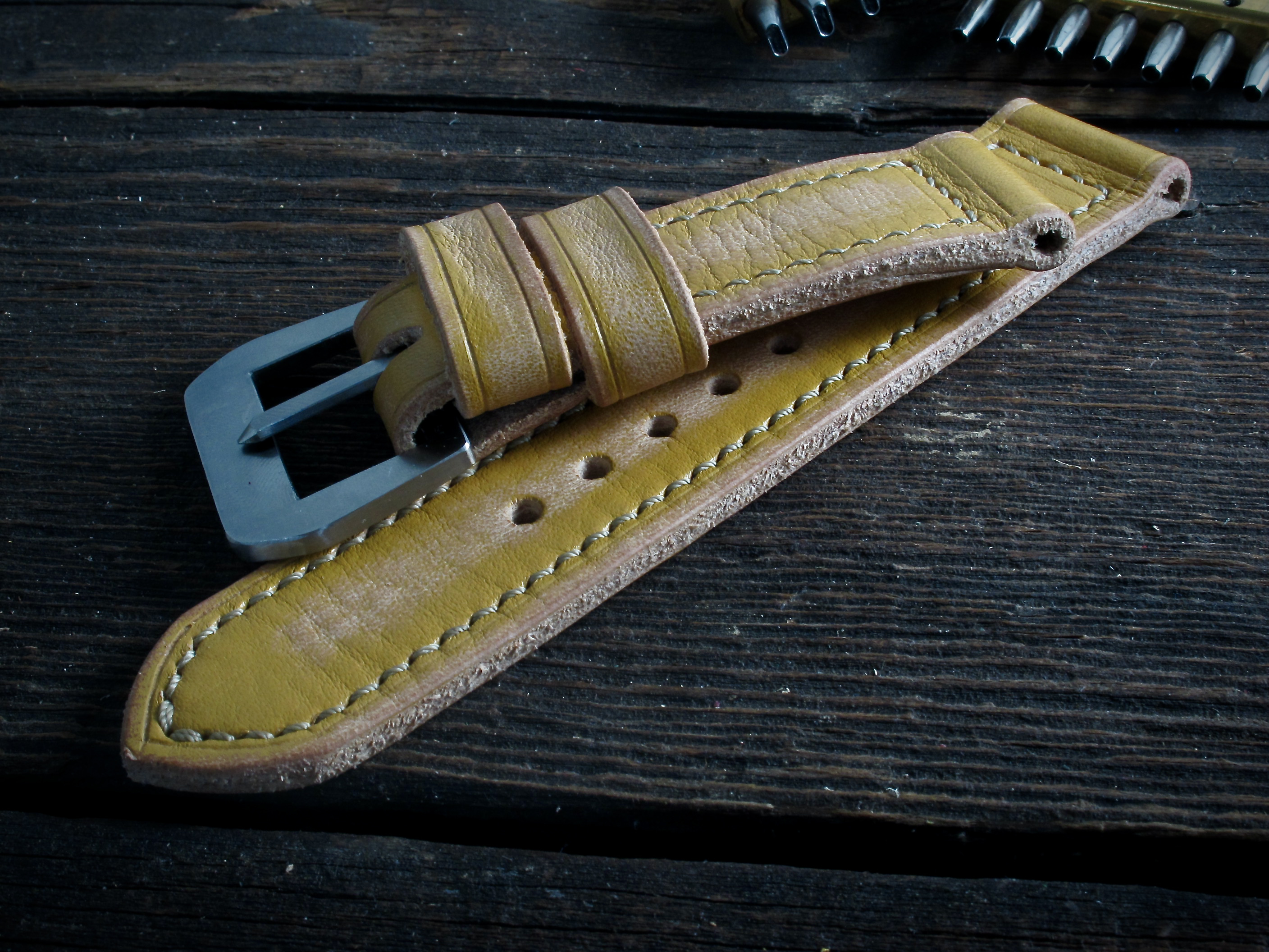"Ocre" handmade leather strap - Image 4
