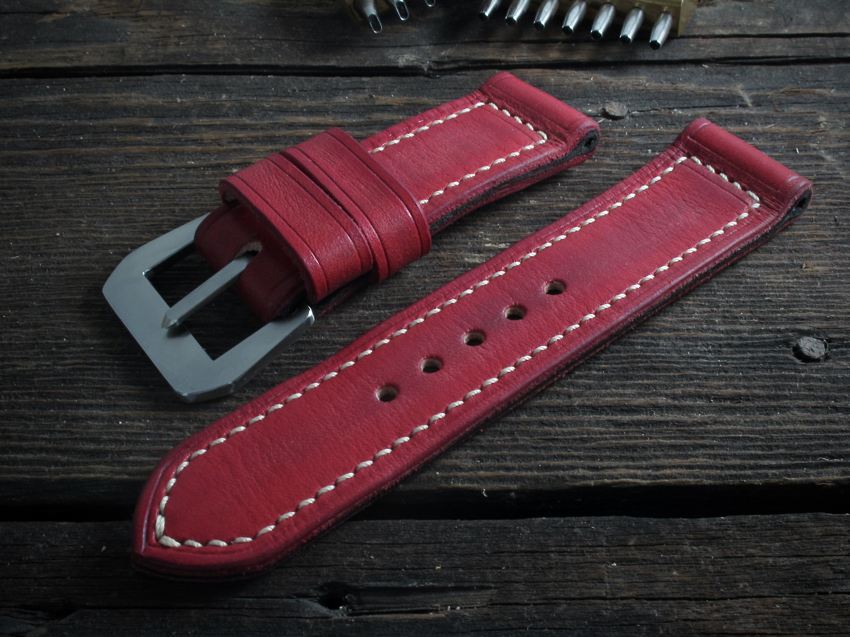 "Rosso" handmade leather strap - Image 2