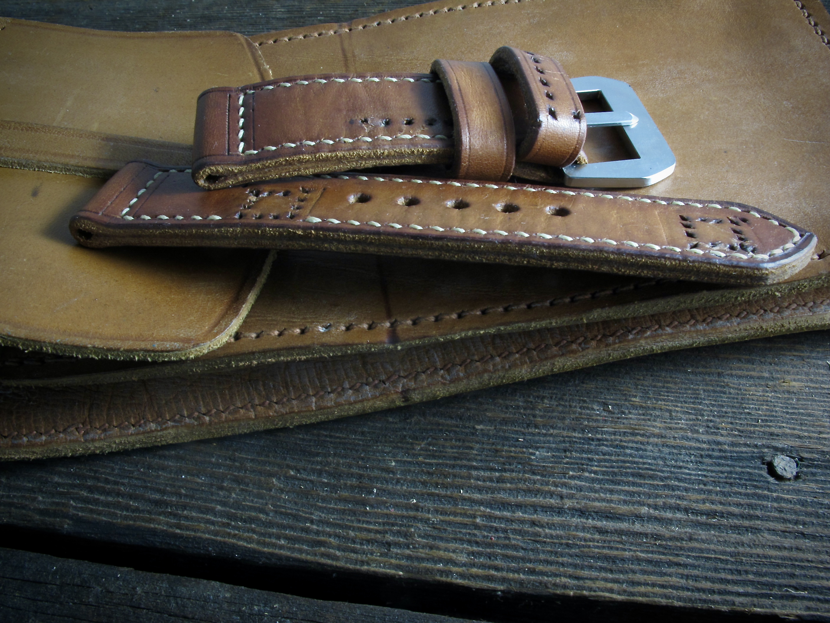 "French Ammo" handmade leather strap - Image 3