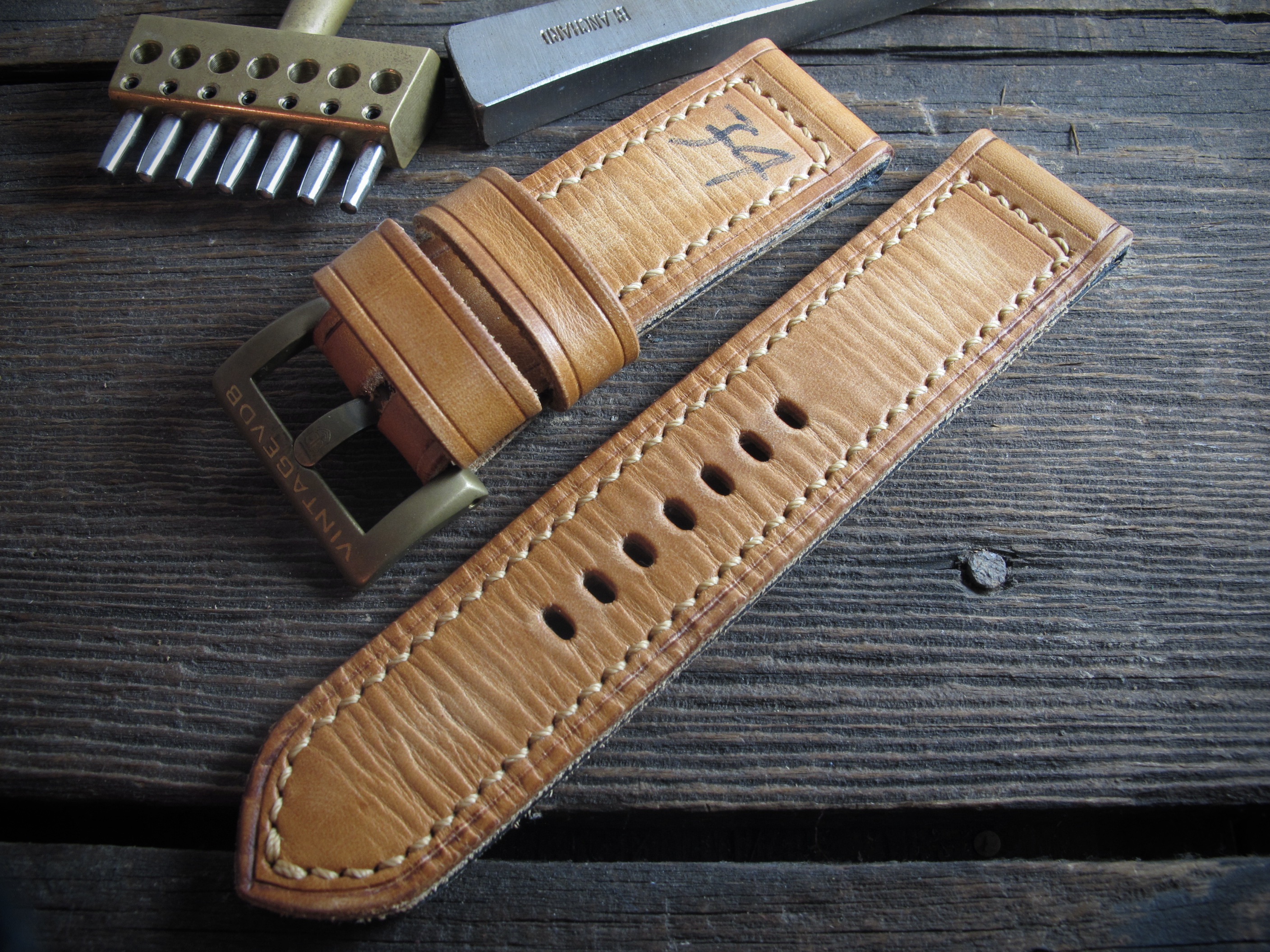 "74" handmade leather strap - Image 3