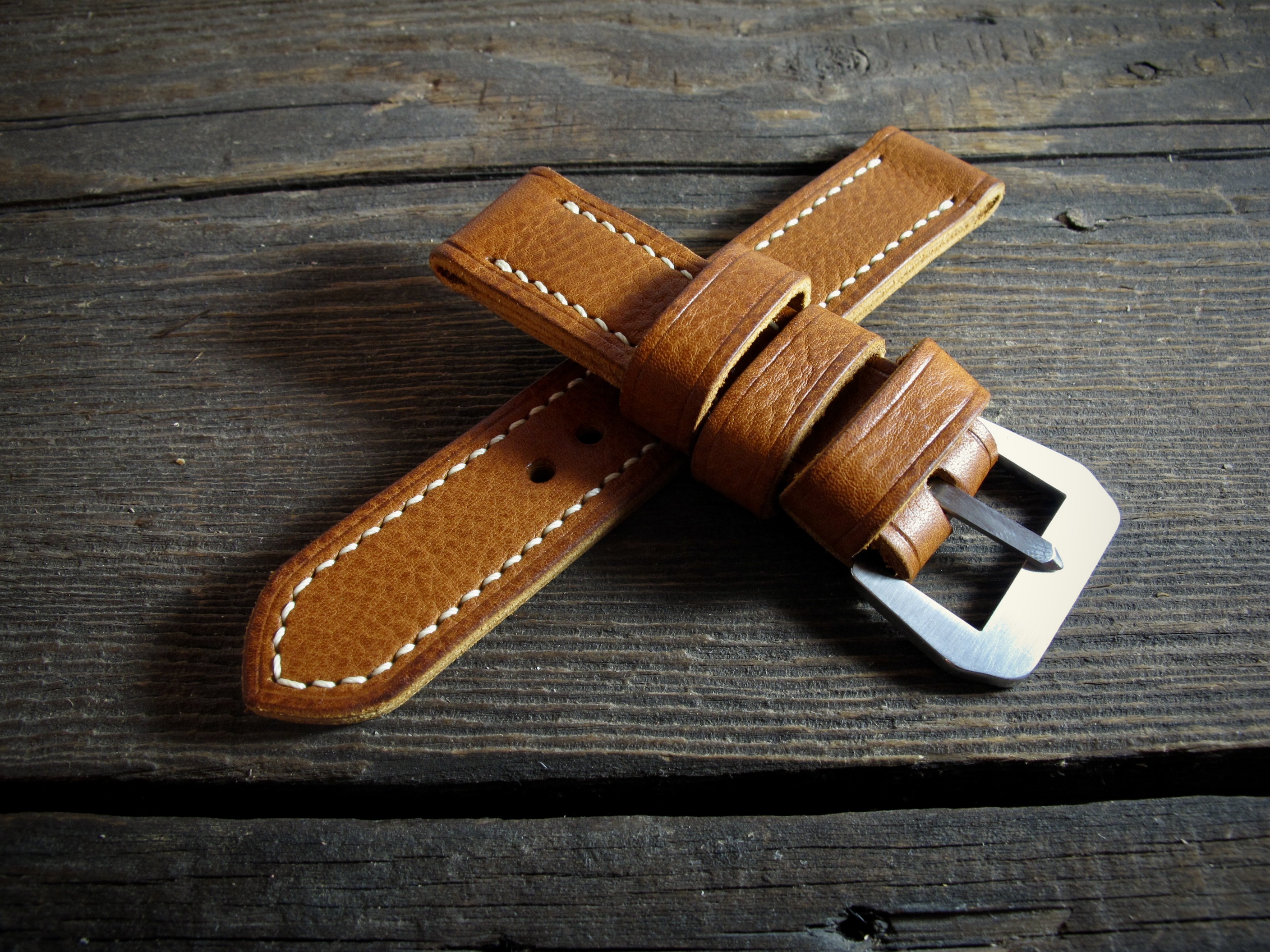 "Pumpkin II" handmade leather strap