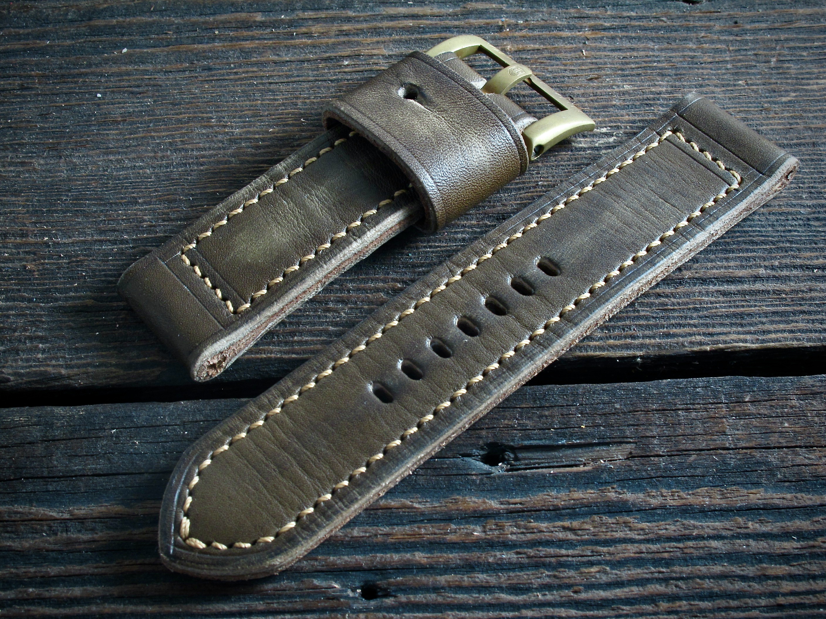 "T4" handmade leather strap - Image 3