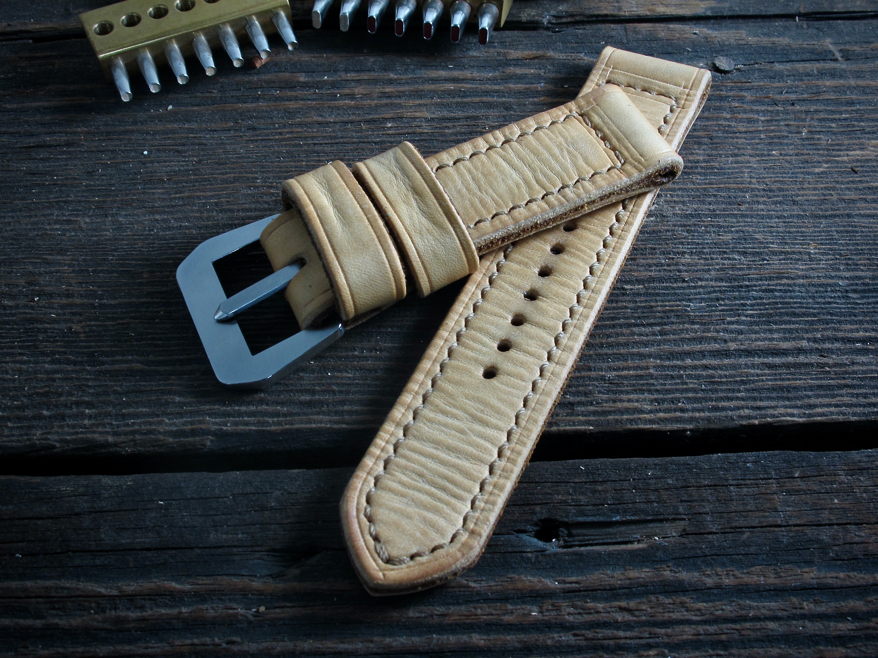 "N5" handmade leather strap - Image 3