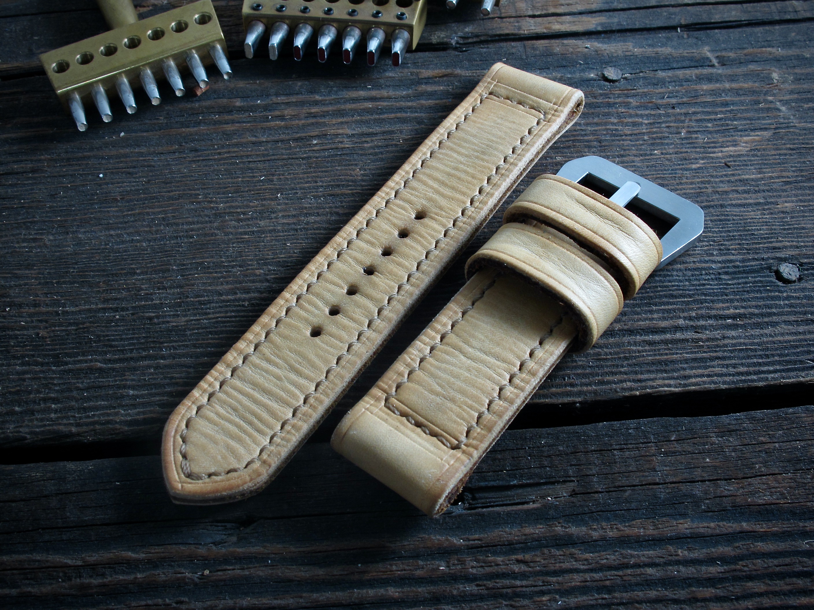 "N5" handmade leather strap - Image 4