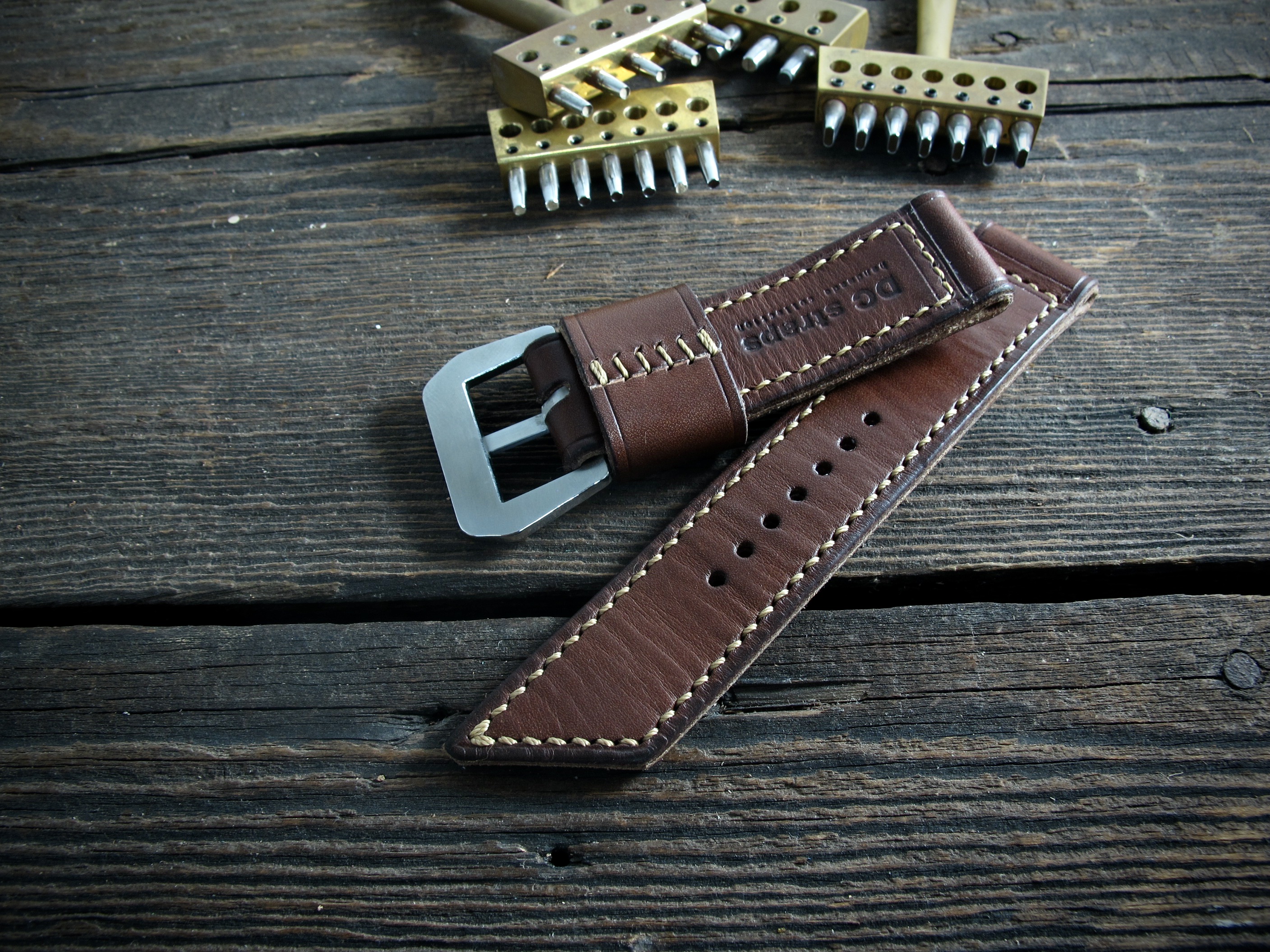 "L3" handmade leather strap - Image 5