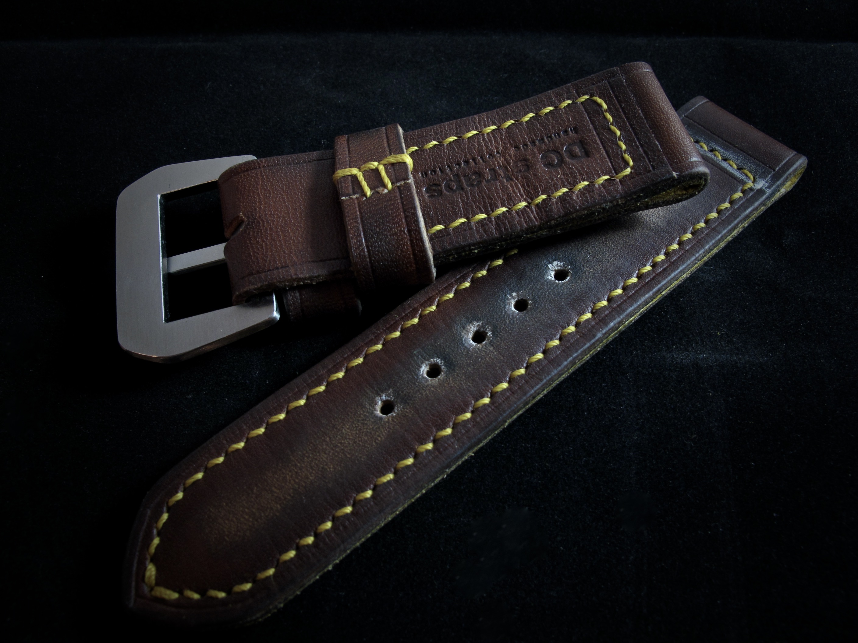 "Flottiglia X" handmade leather strap - Image 5