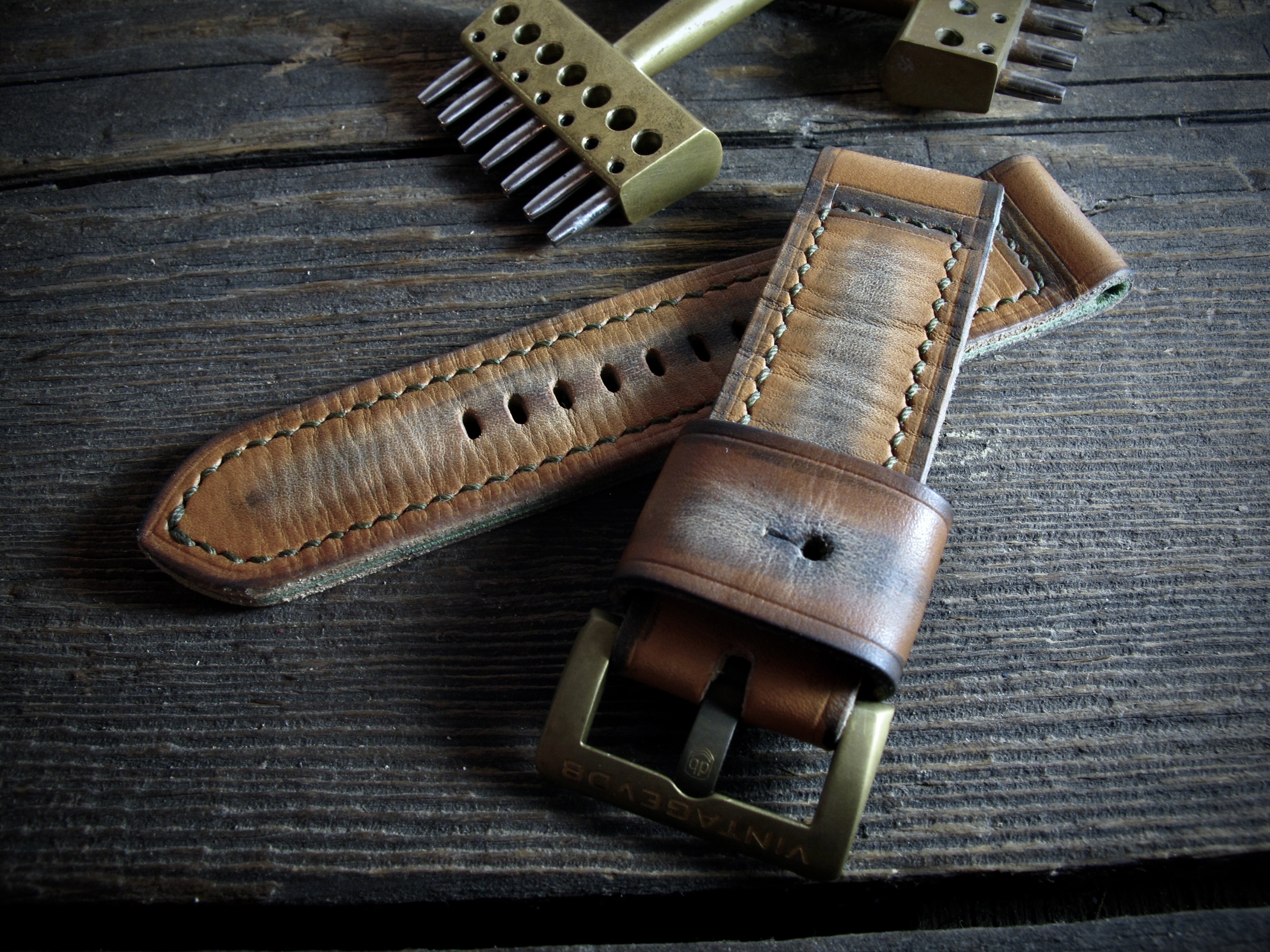 "L1X" handmade leather strap - Image 2