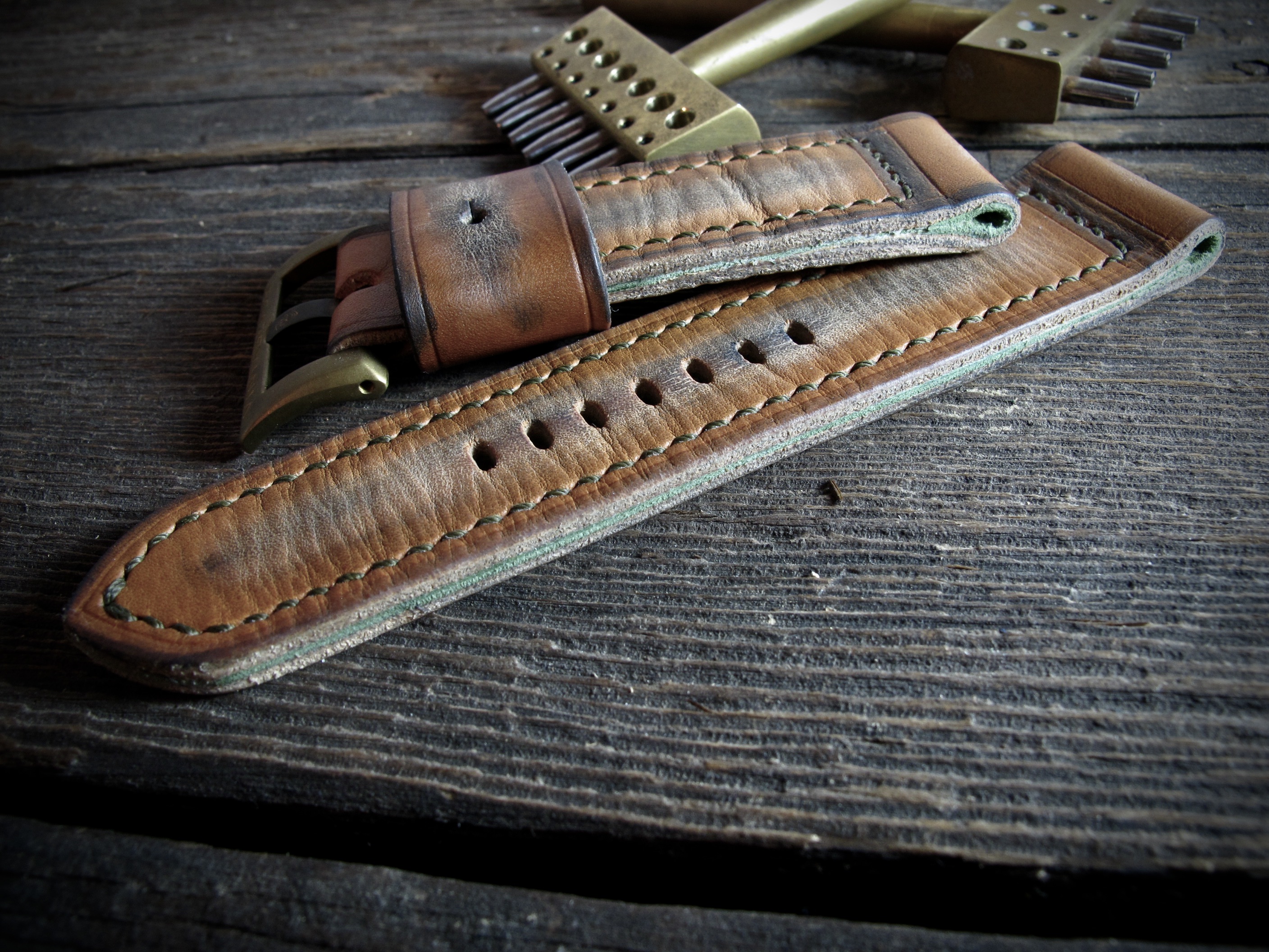 "L1X" handmade leather strap - Image 4