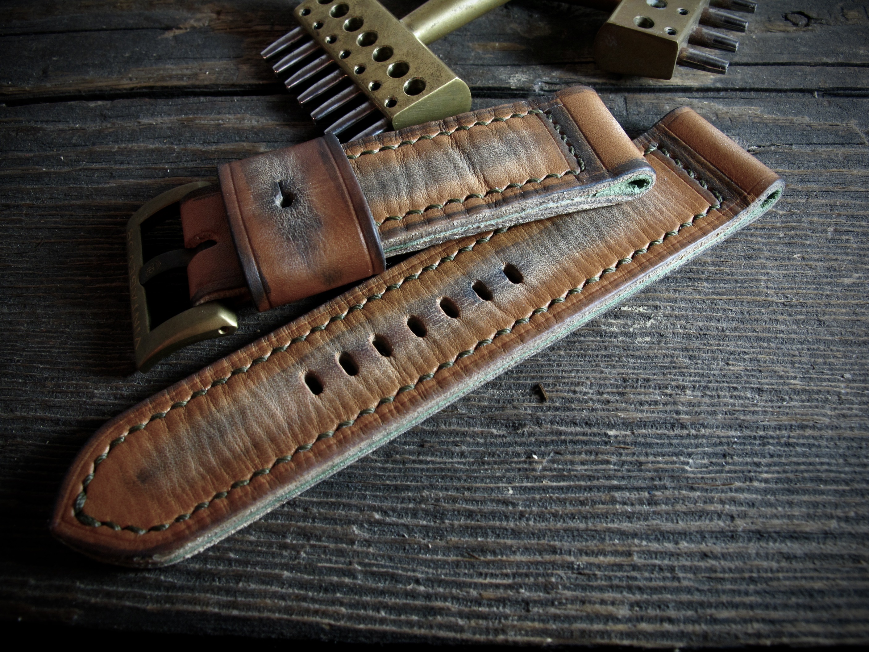 "L1X" handmade leather strap - Image 3