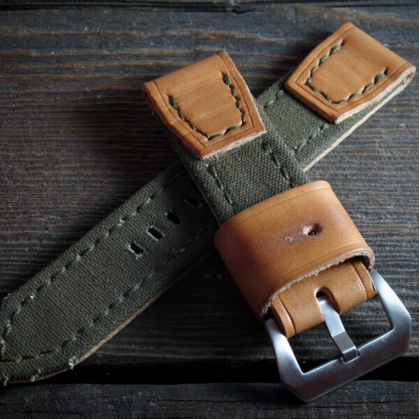 "AC-01" handmade leather strap