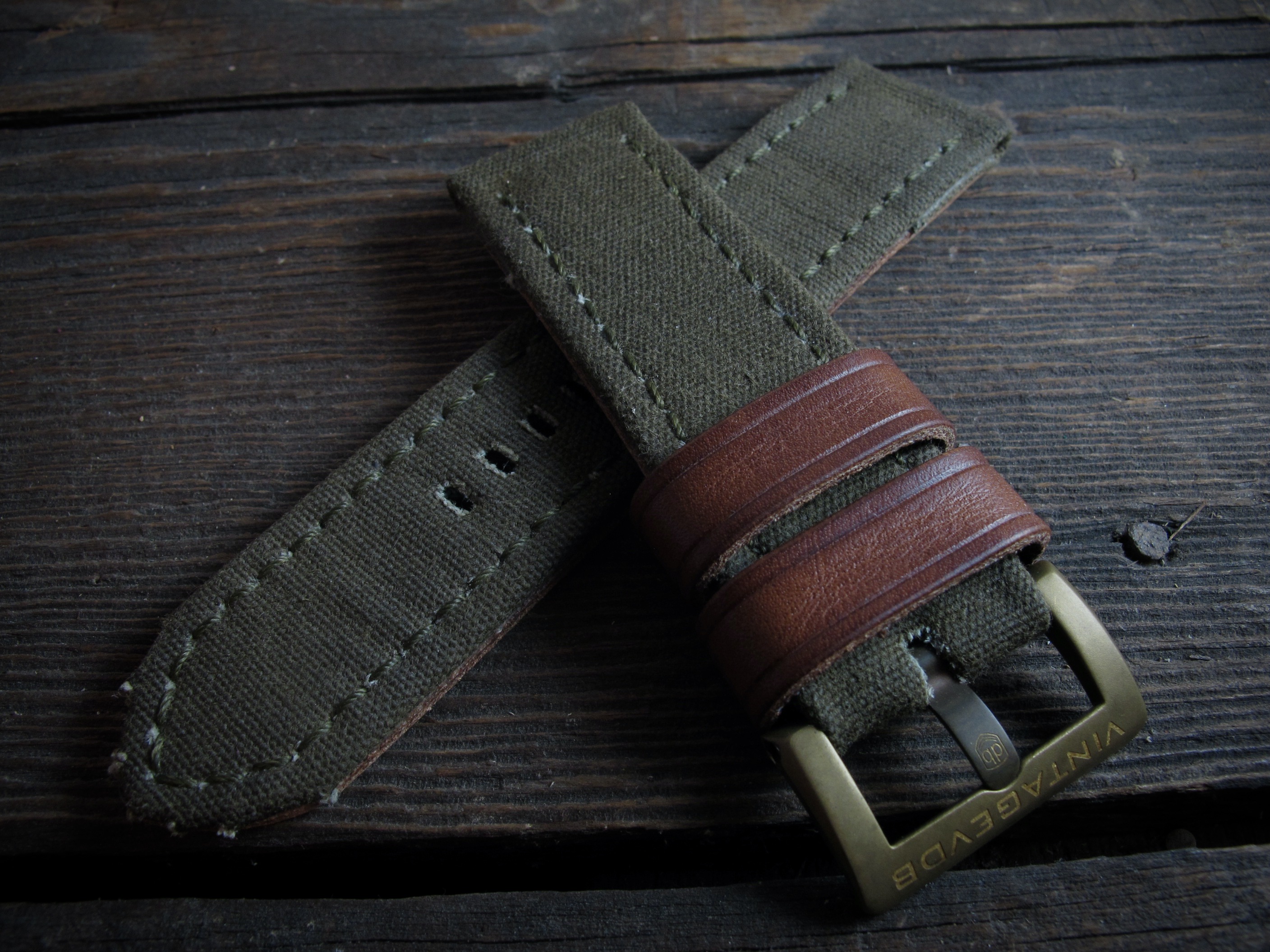 "AC-02" handmade leather strap