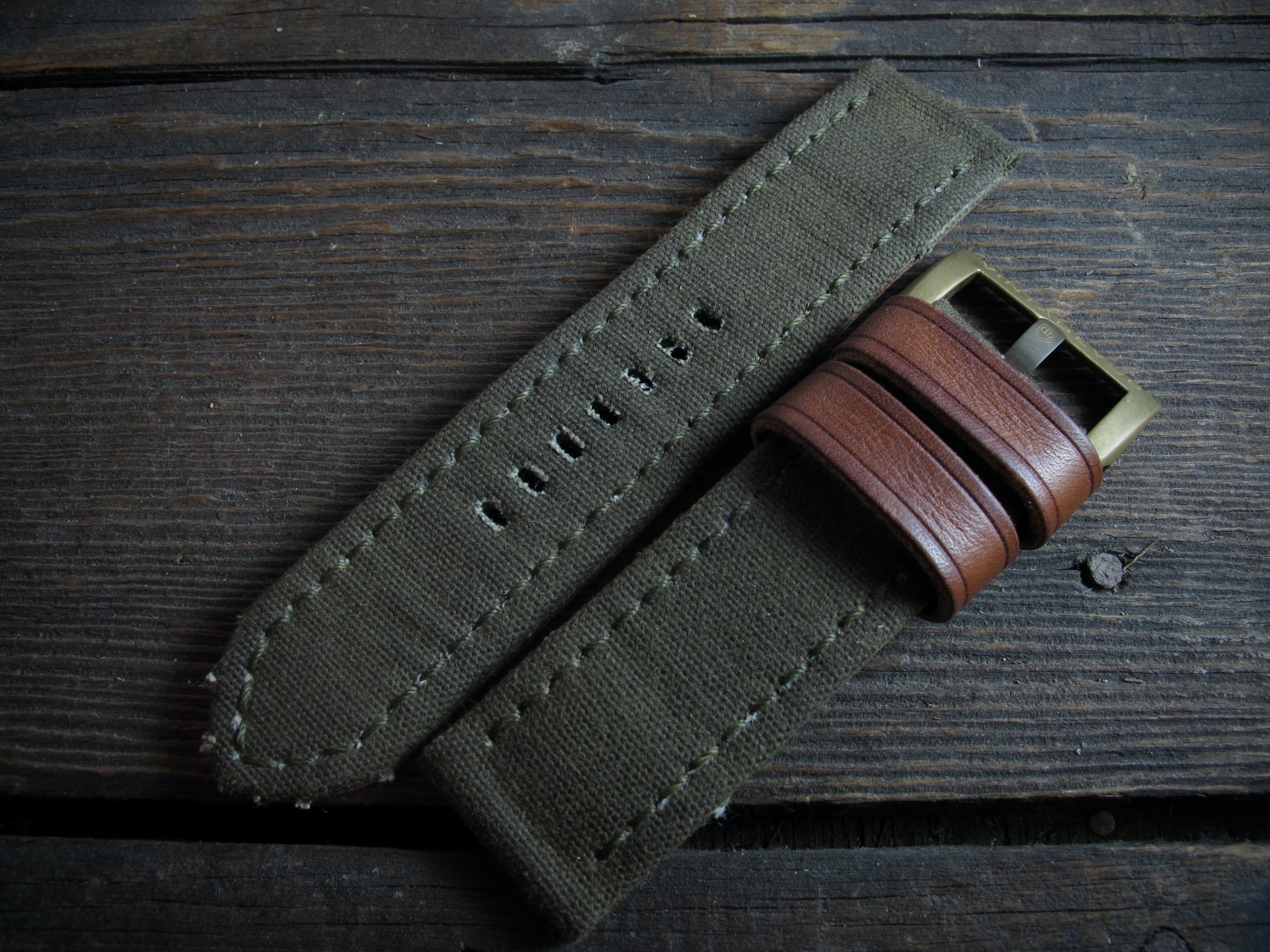 "AC-02" handmade leather strap - Image 2