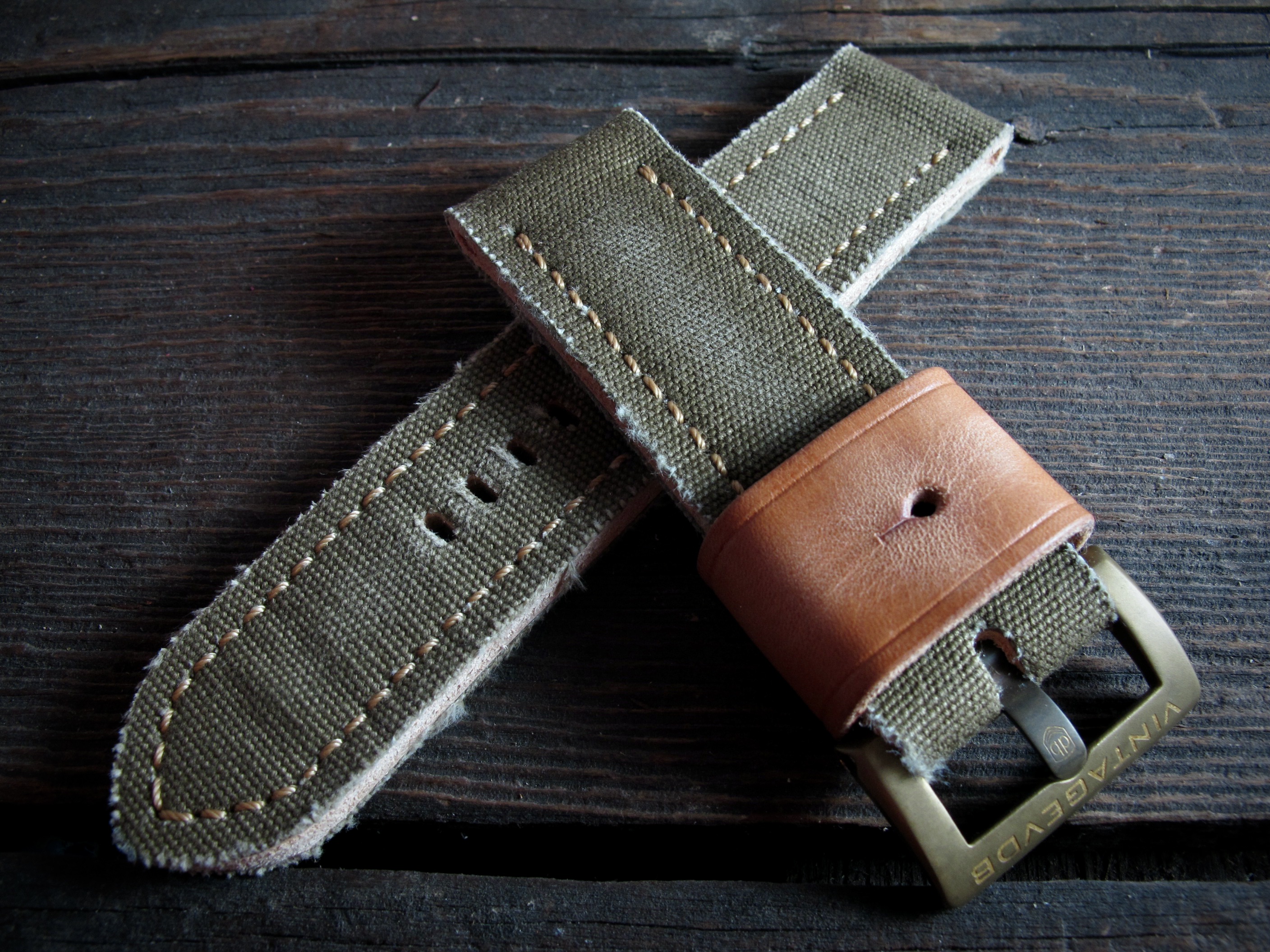"AC-03" handmade leather strap