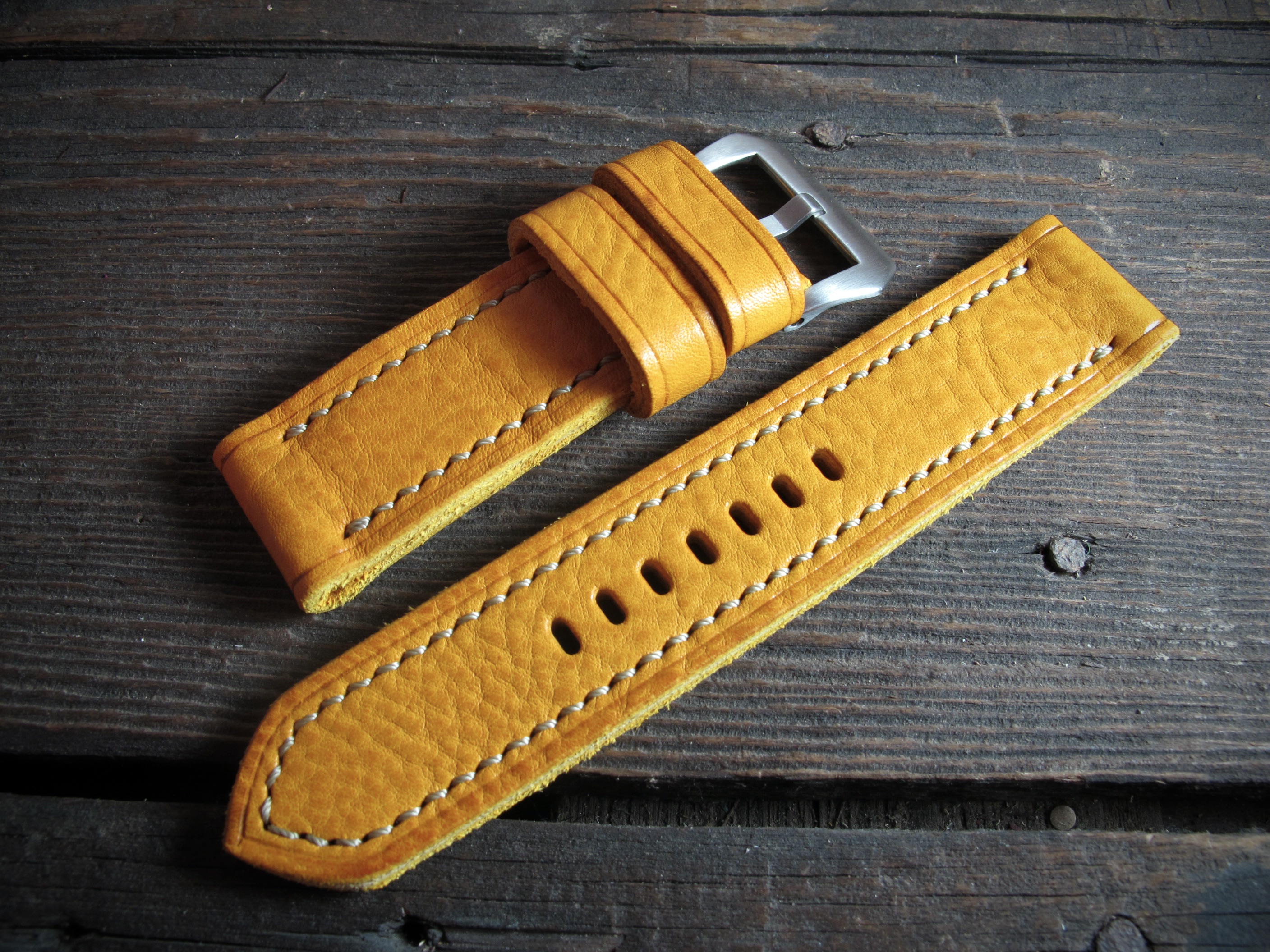 "Solis" handmade leather strap - Image 3