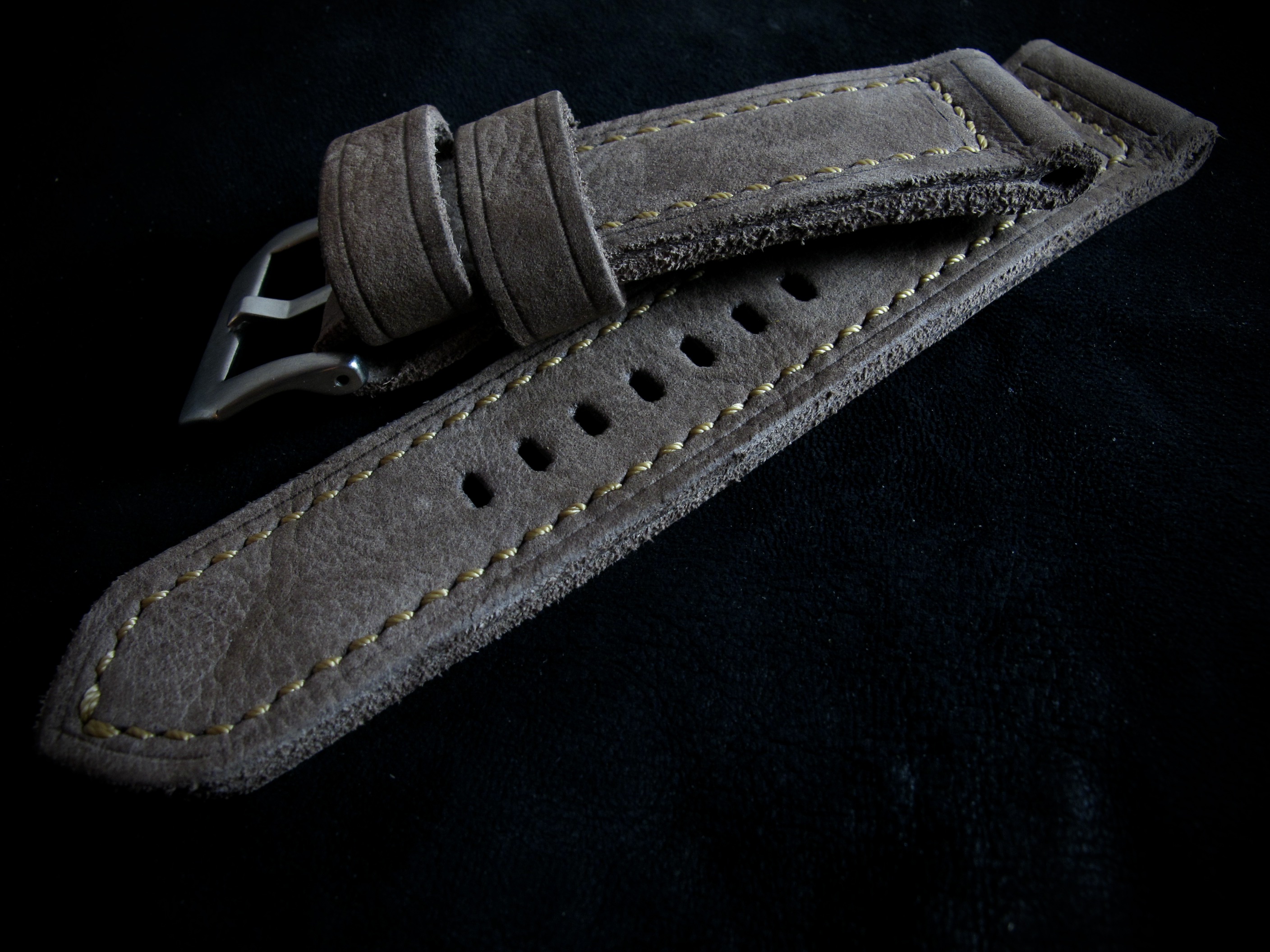 "Terra" handmade leather strap - Image 3