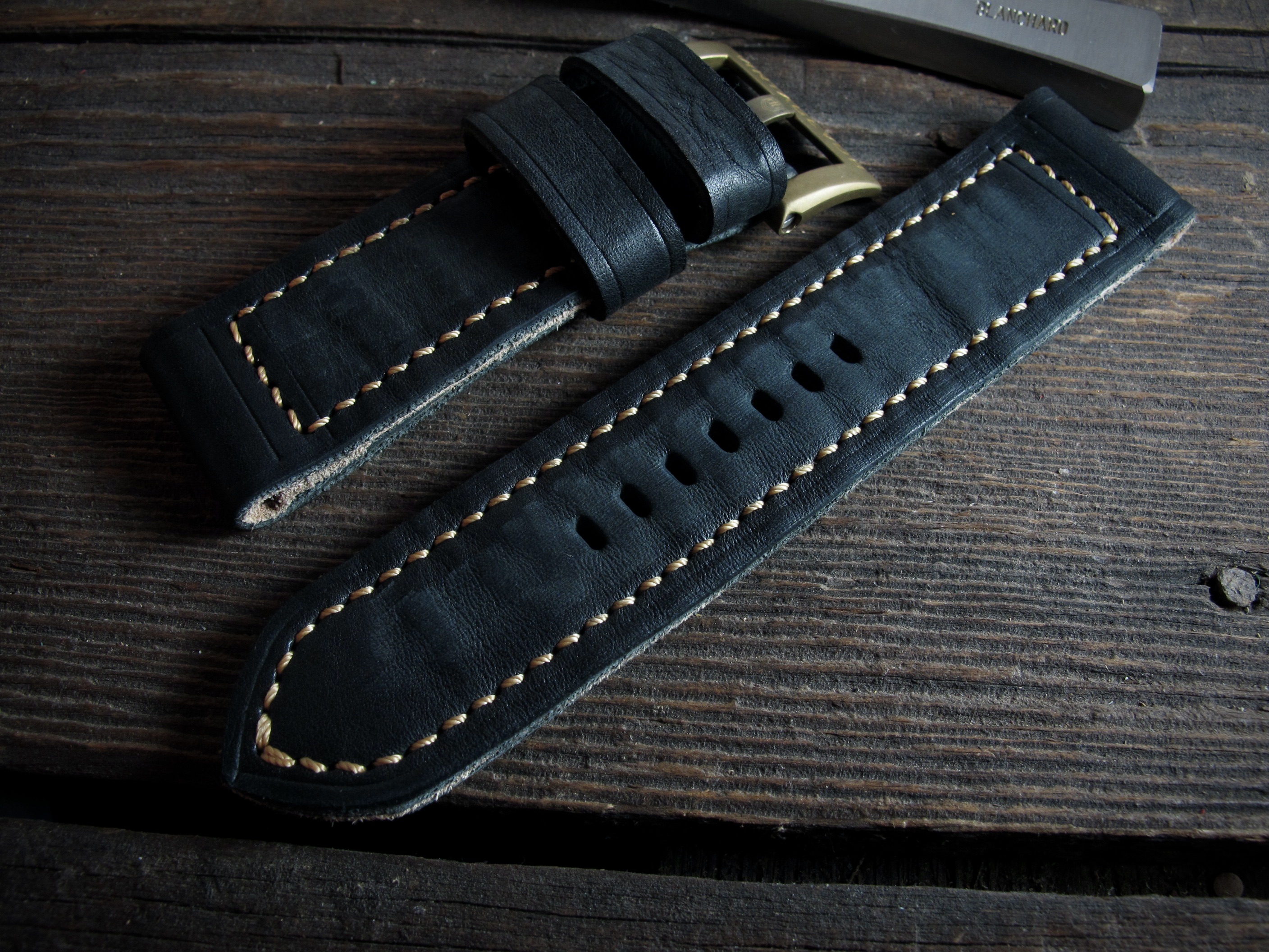 "Nero X" handmade leather strap - Image 4