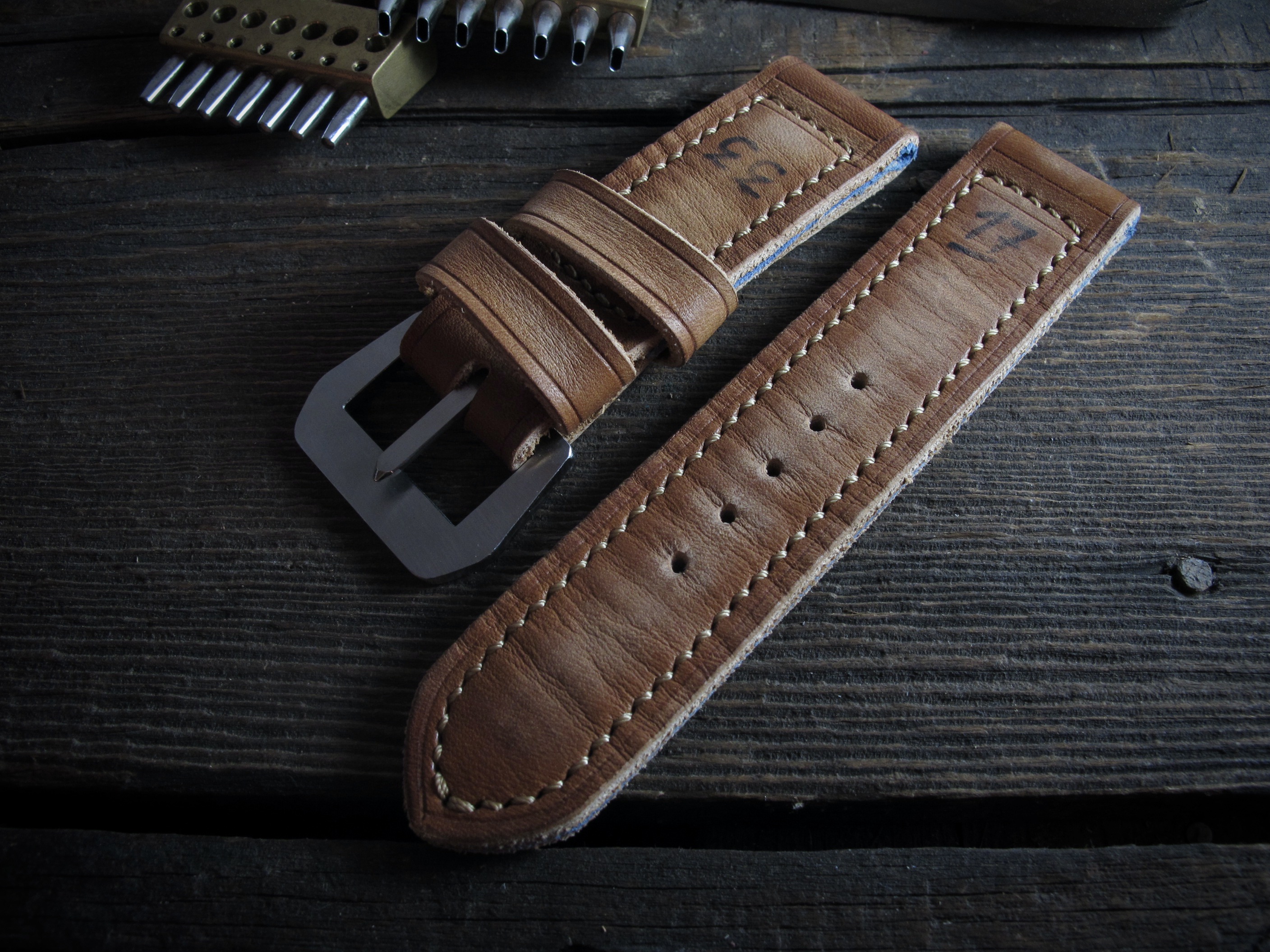 "Historica S" handmade leather strap - Image 2