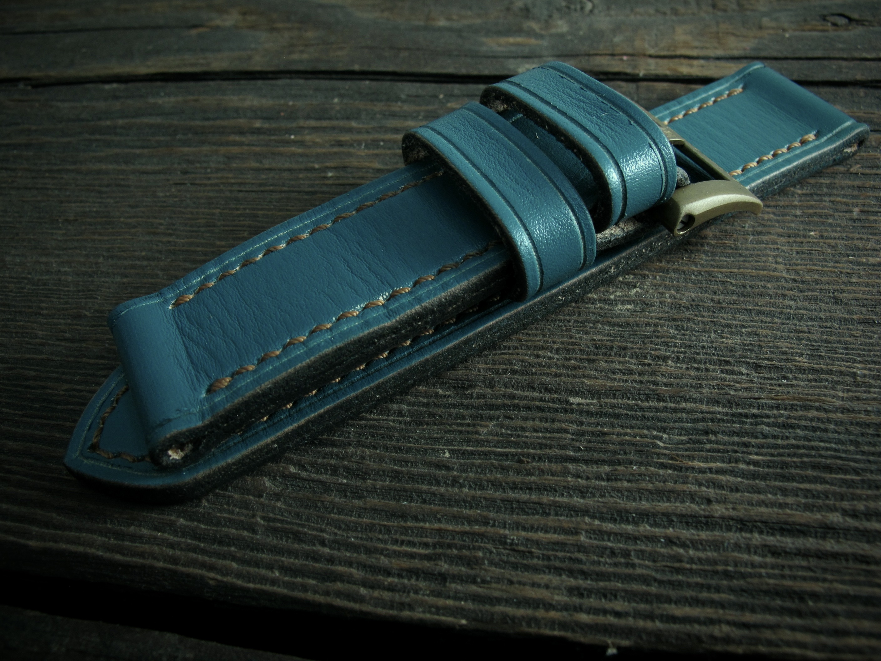 "Venom" handmade leather strap - Image 4
