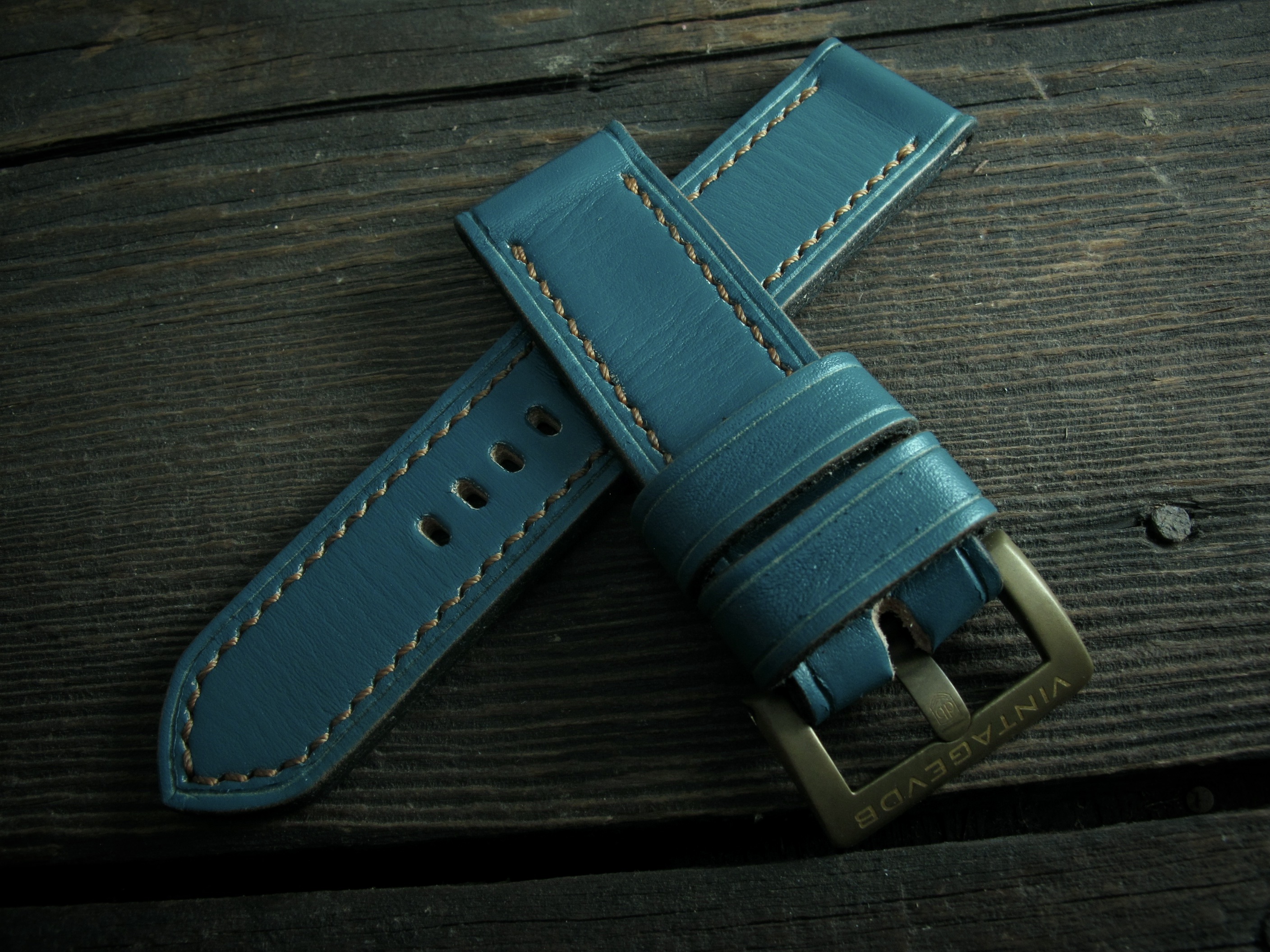 "Venom" handmade leather strap